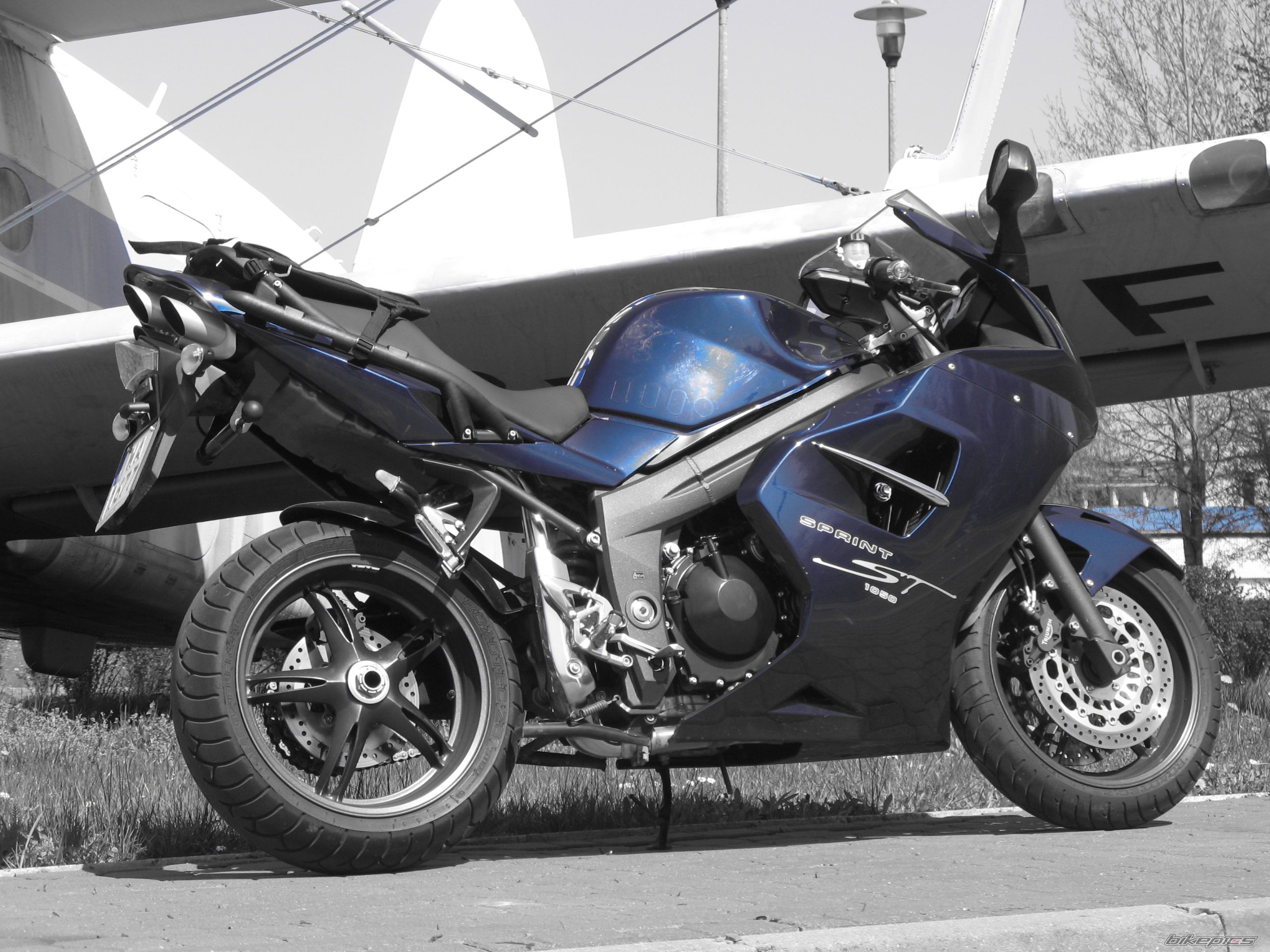 2008 TRIUMPH SPRINT ST | Picture 1264869 motorcycle photo