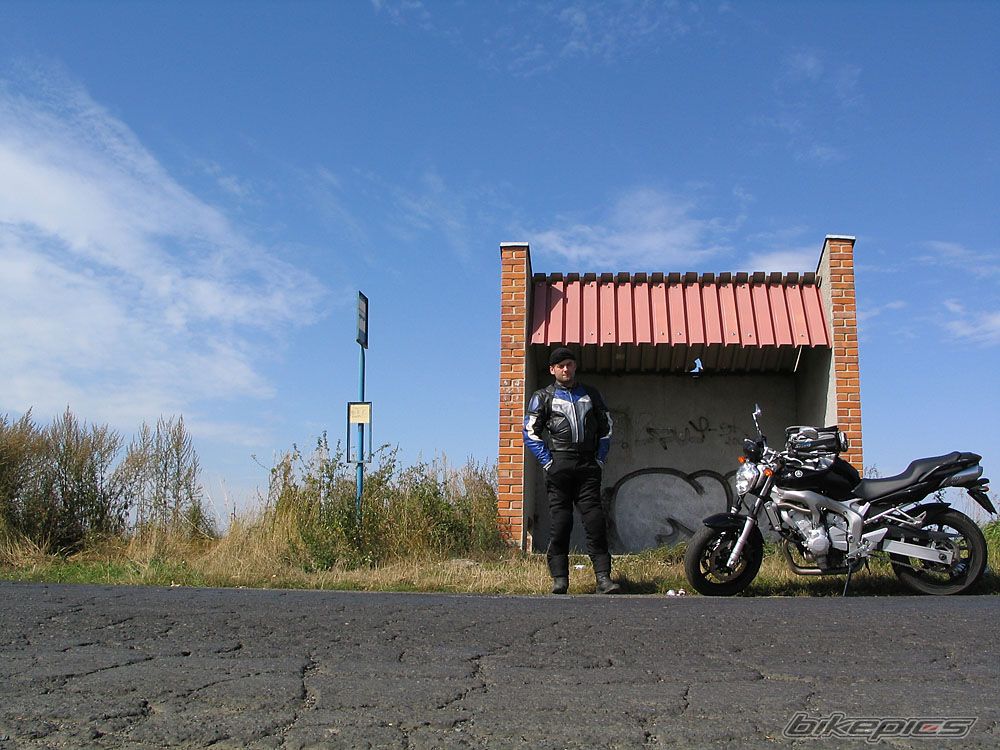 2004 YAMAHA FZ6 FAZER | Picture 1266411 motorcycle photo