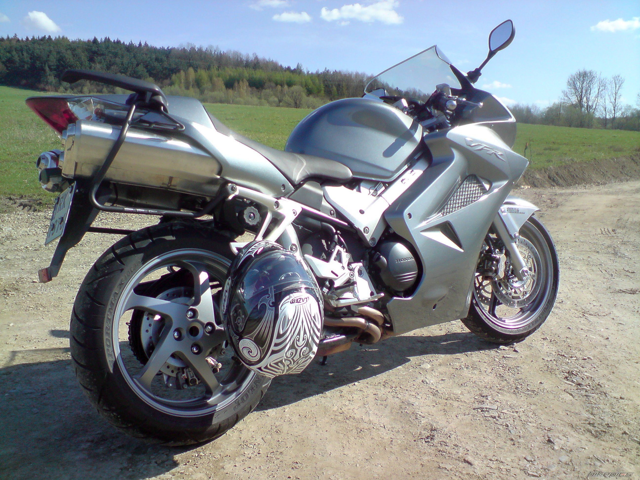 2008 HONDA VFR 800 | Picture 1267650 motorcycle photo