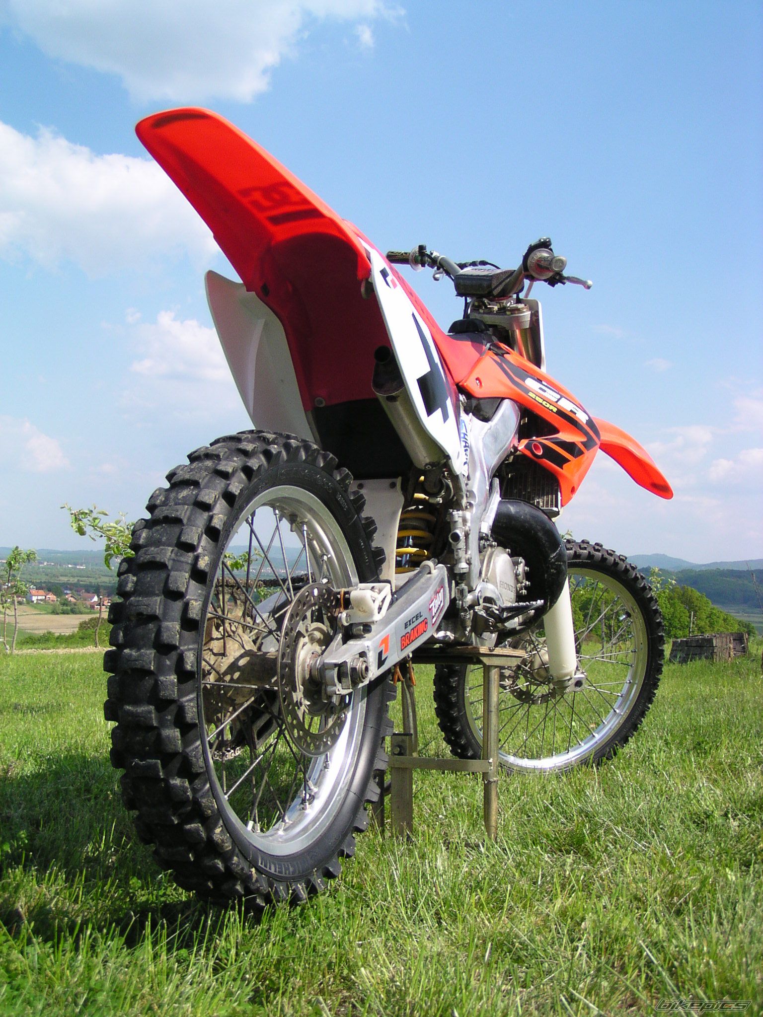 2004 HONDA CR 250 | Picture 1268252 motorcycle photo