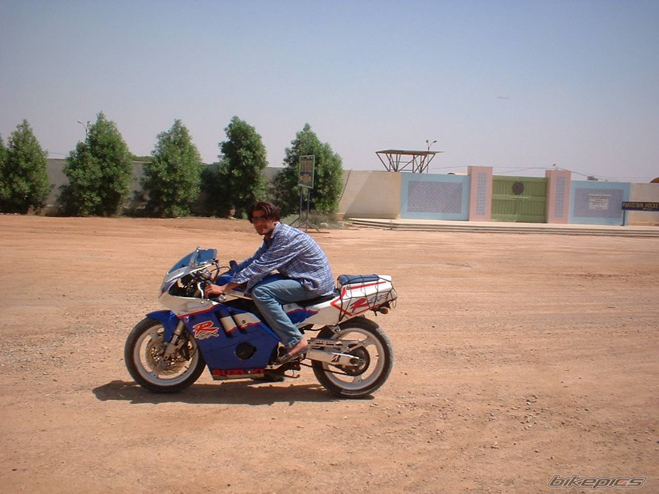 1997 SUZUKI GSX R 400 | Picture 126845 motorcycle photo