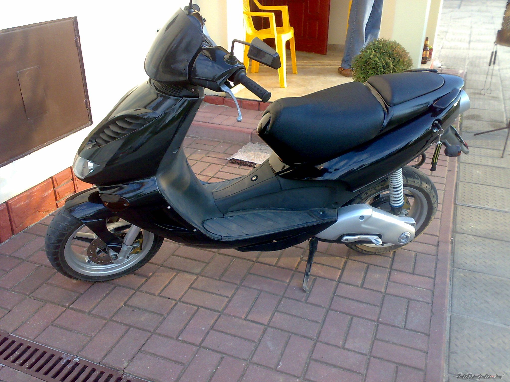 2004 APRILIA STEALTH | Picture 1268575 motorcycle photo