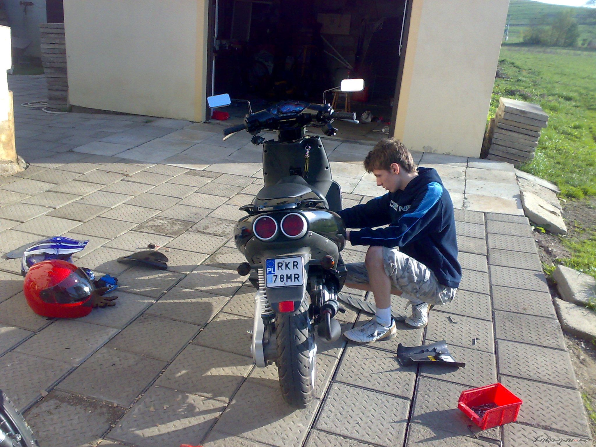 2004 APRILIA STEALTH | Picture 1268623 motorcycle photo