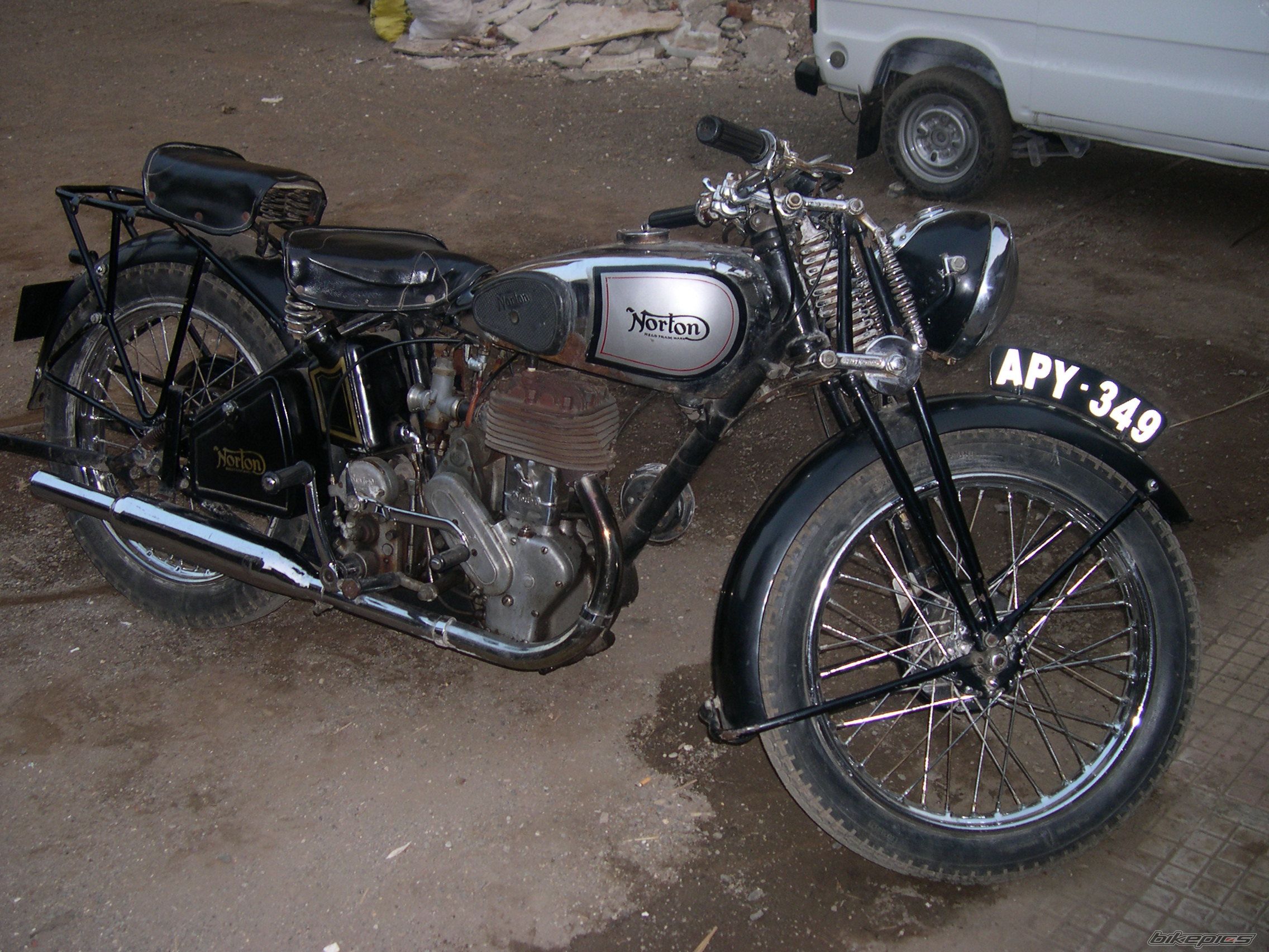 1946 NORTON 16H 500CC | Picture 1269485 motorcycle photo