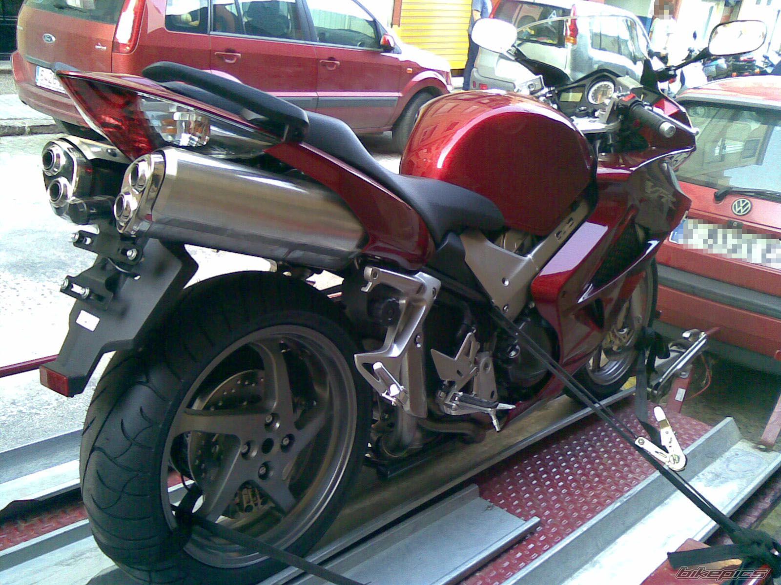 2008 HONDA VFR 800 | Picture 1271637 motorcycle photo