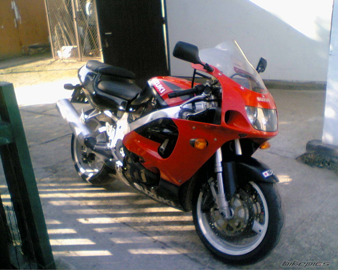 1999 SUZUKI GSX R 750 | Picture 1272604 motorcycle photo
