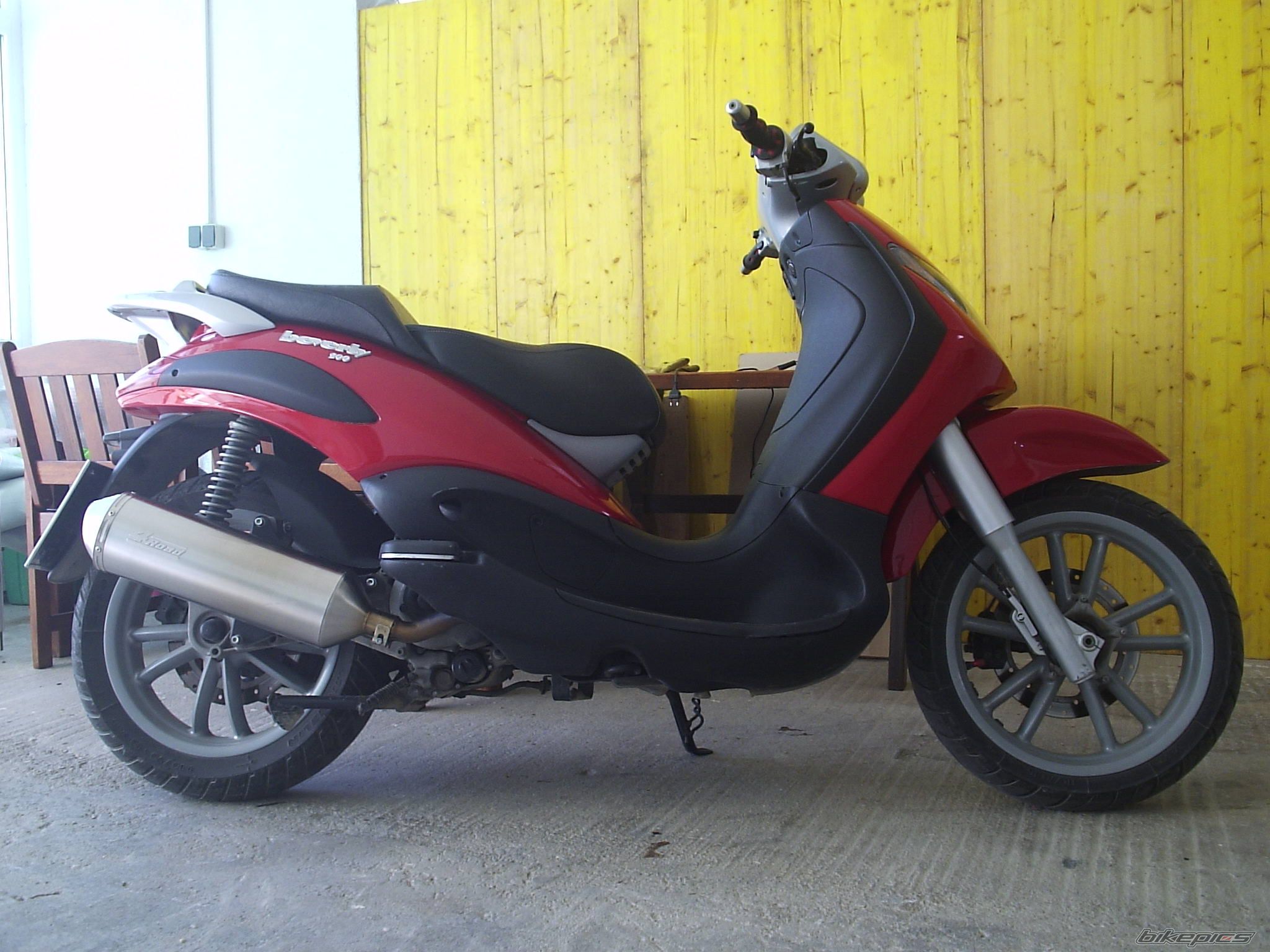 2002 PIAGGIO BEVERLY 200 | Picture 1273112 motorcycle photo