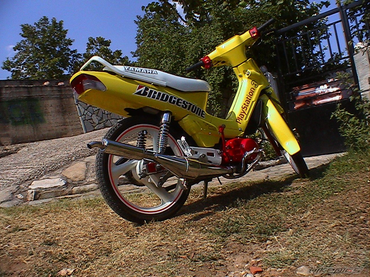2010 YAMAHA F1 ZR | Picture 1275224 motorcycle photo
