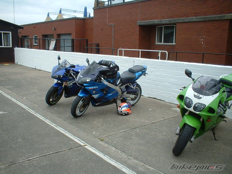 2001 KAWASAKI ZX 9R | Picture 1278996 motorcycle photo