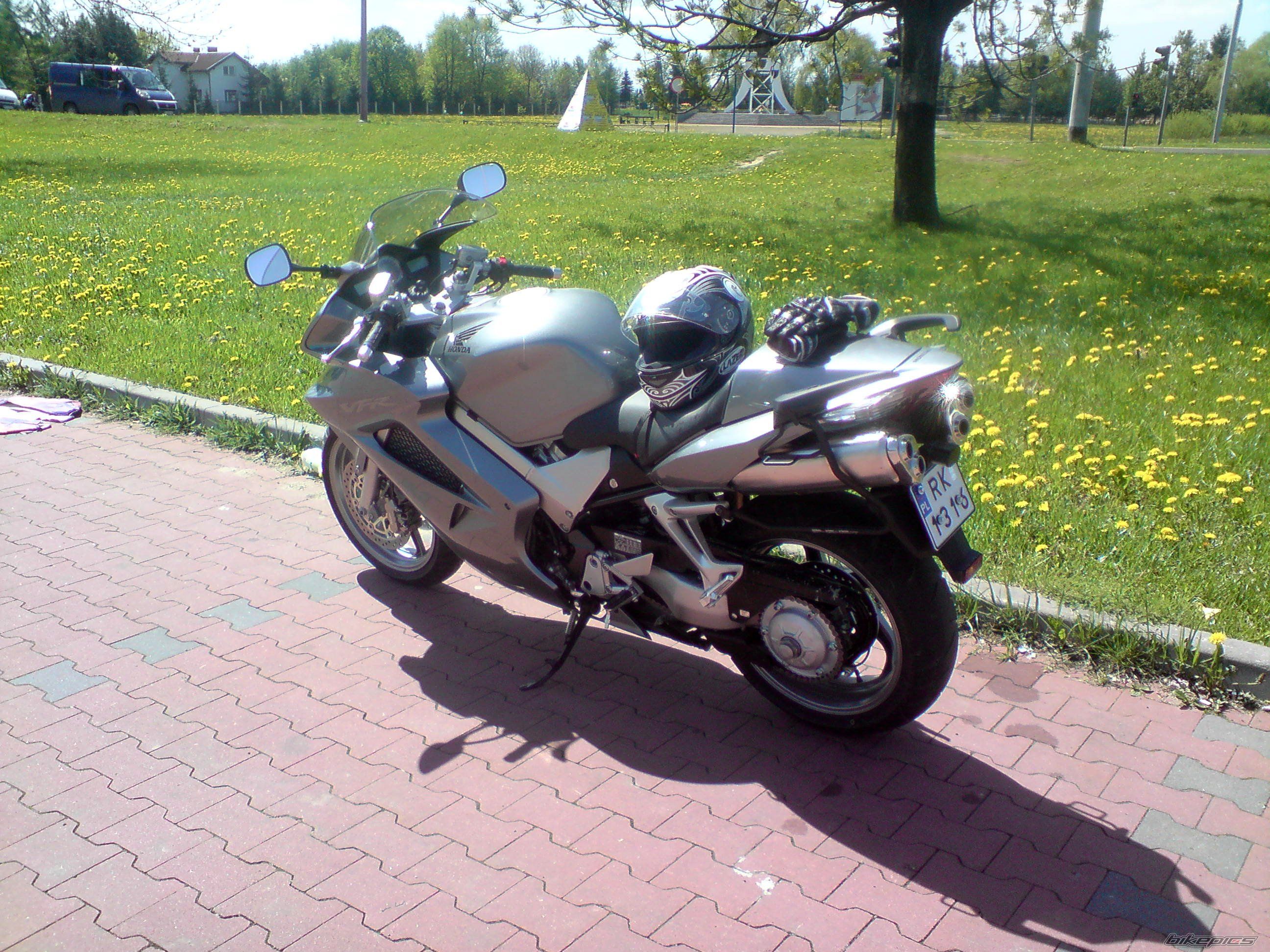 2008 HONDA VFR 800 | Picture 1280815 motorcycle photo
