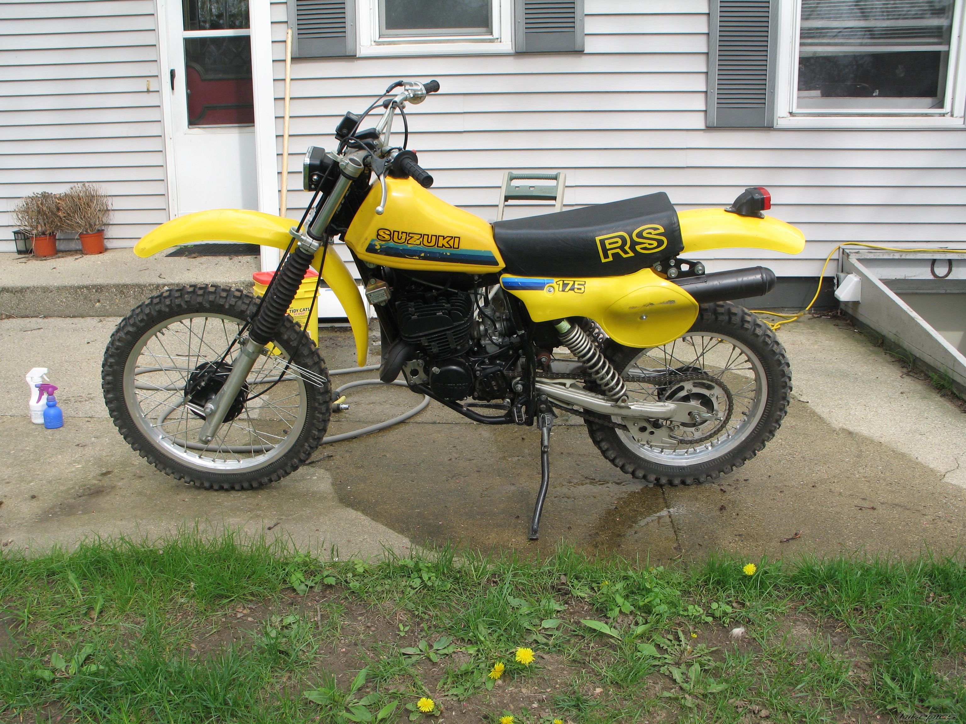 1982 SUZUKI PE 175 | Picture 1283519 motorcycle photo