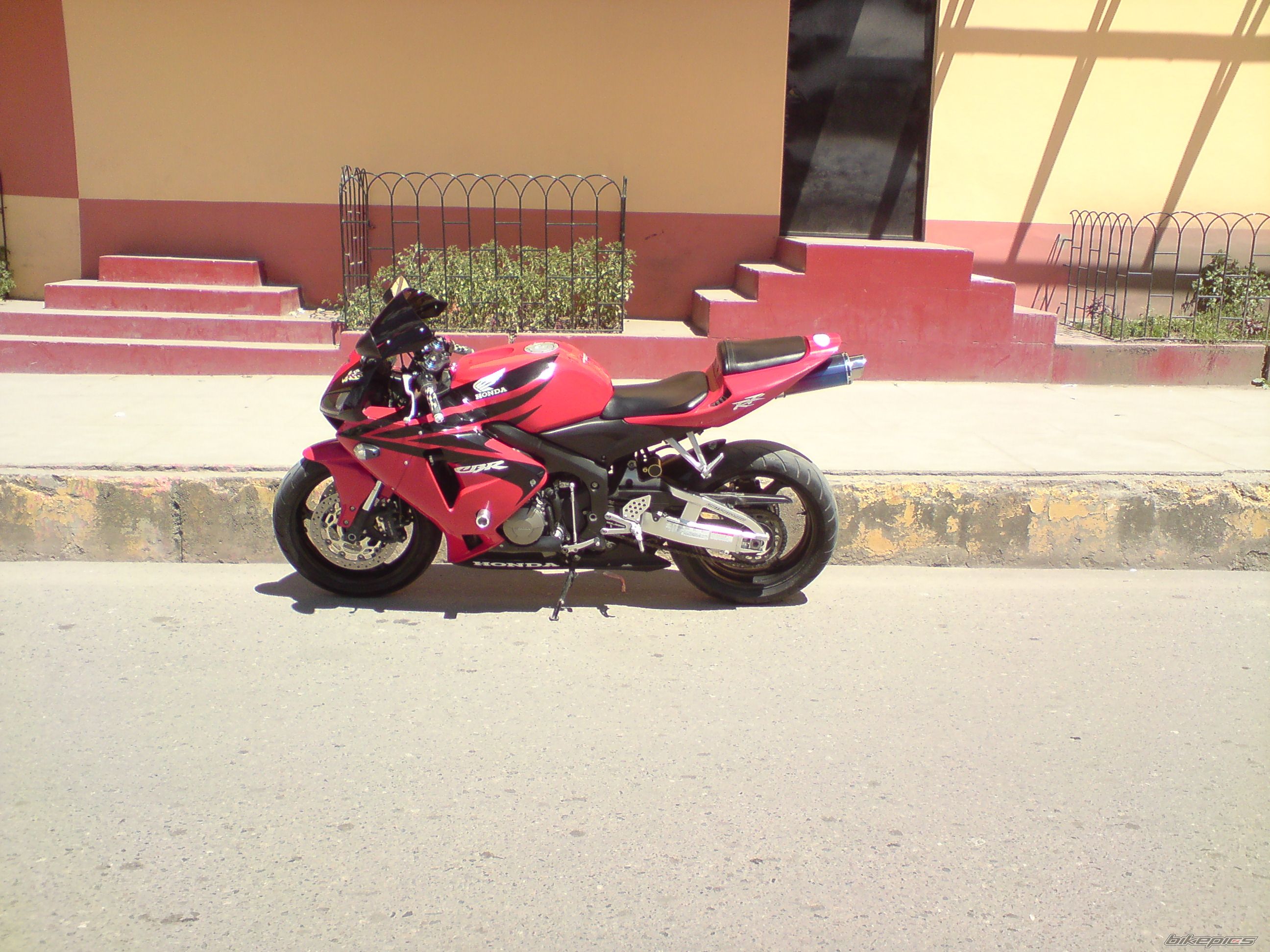 2005 HONDA CBR 600 RR | Picture 1284263 motorcycle photo