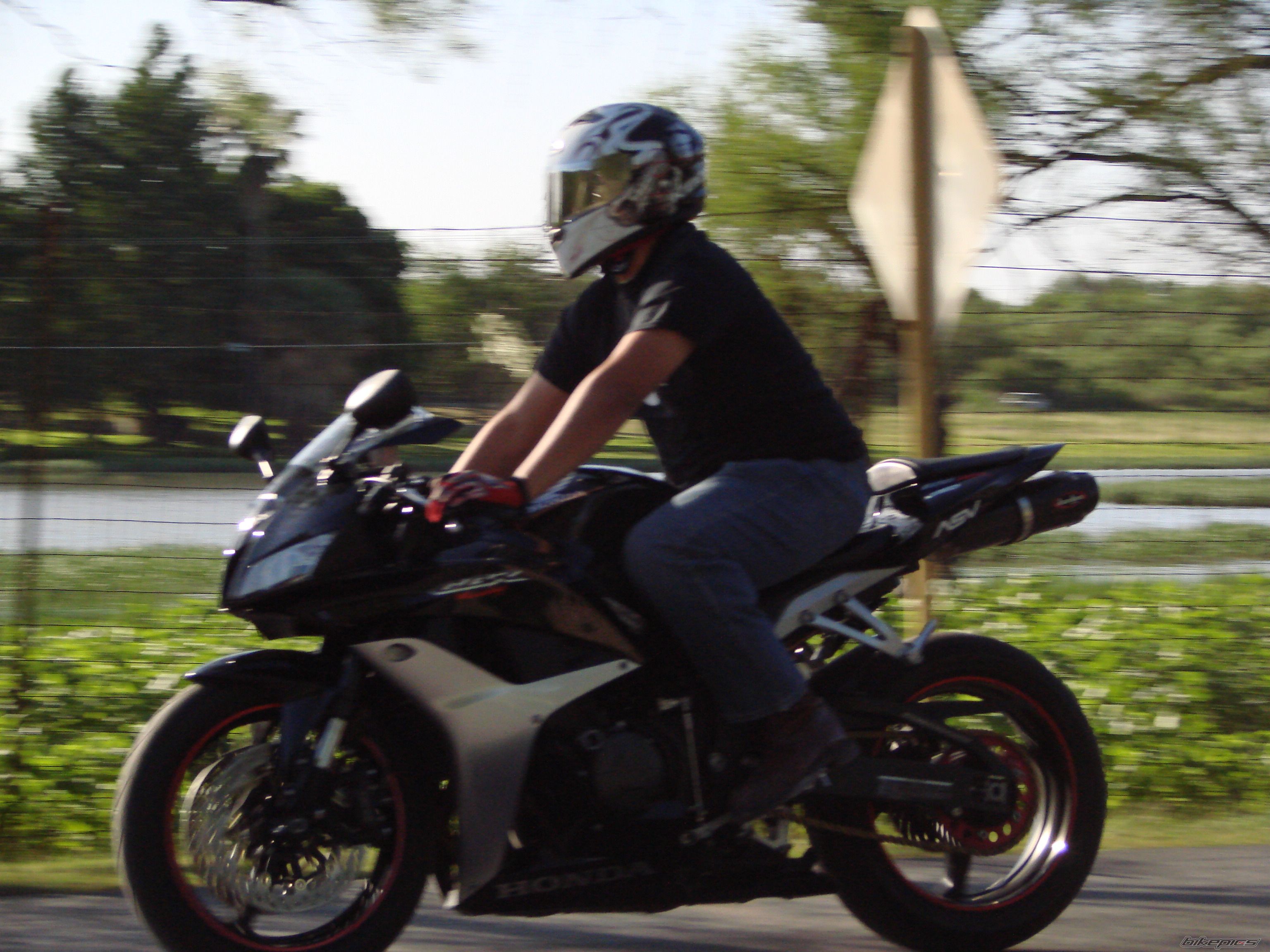 2007 HONDA CBR 600 RR | Picture 1284337 motorcycle photo