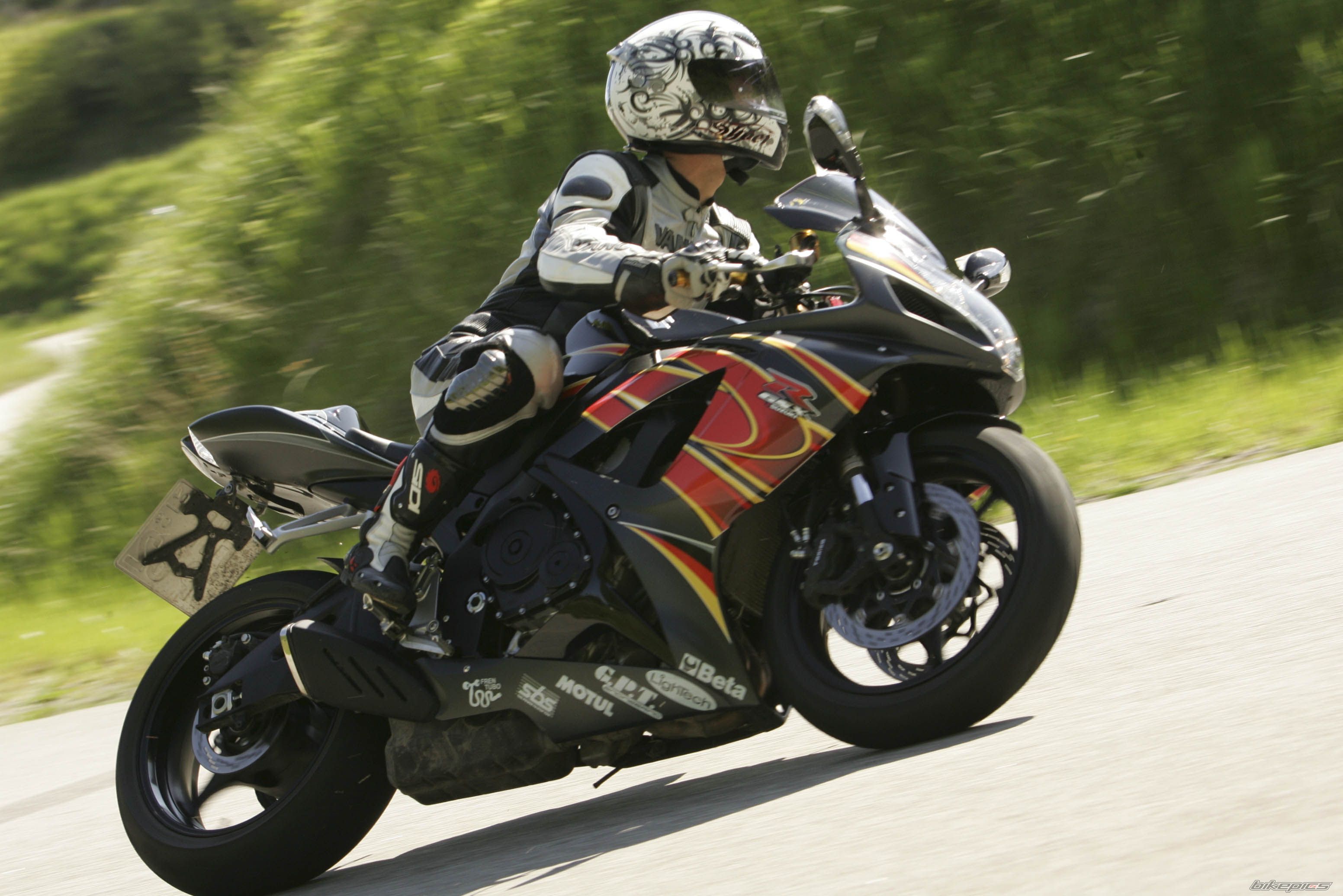 2006 SUZUKI GSX R 600 | Picture 1284562 motorcycle photo