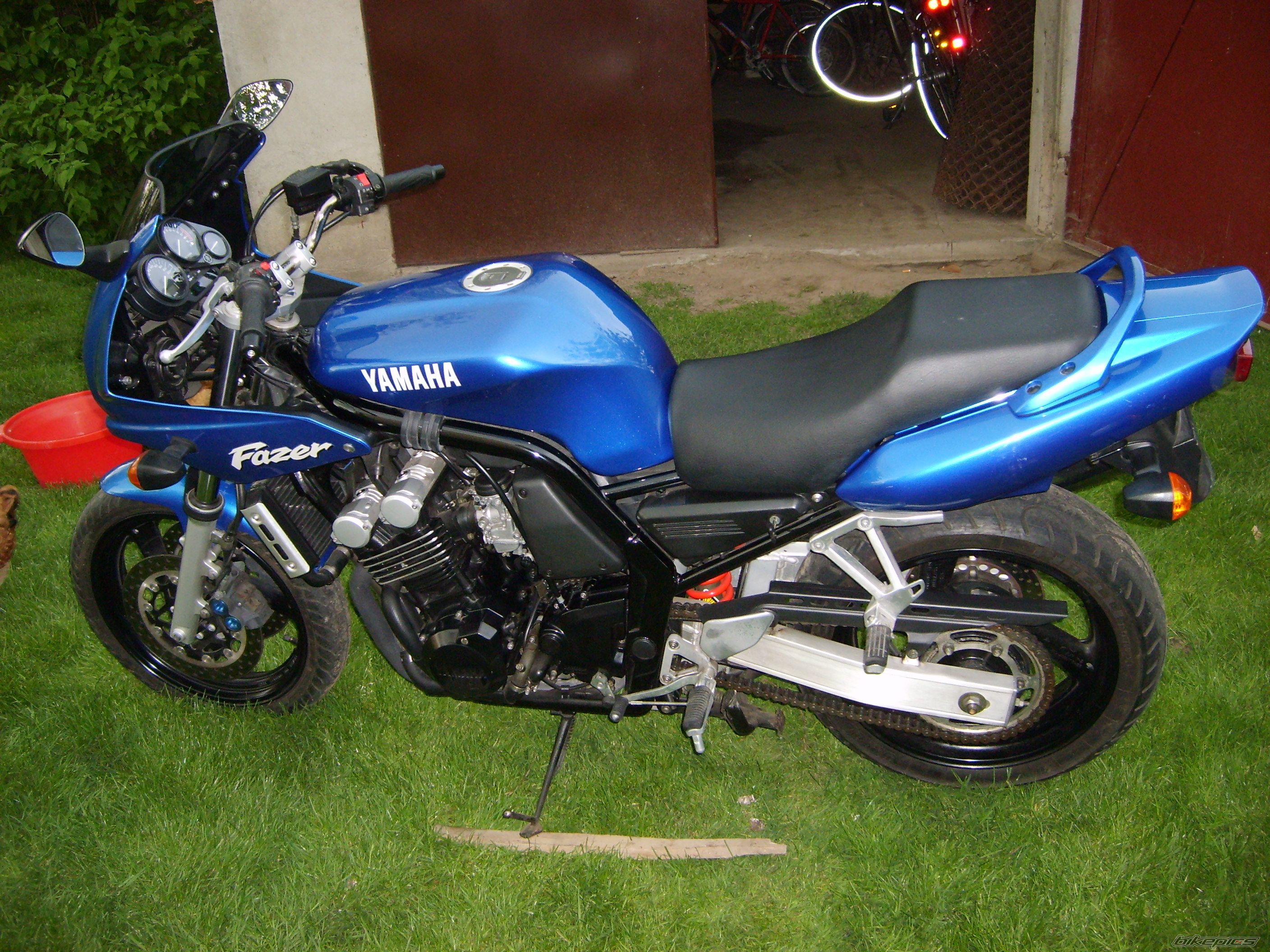 2001 YAMAHA FZS 600 FAZER | Picture 1285069 motorcycle photo