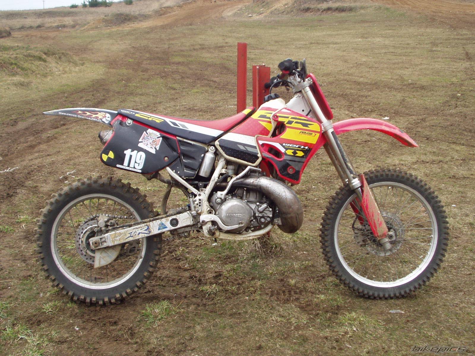 1995 HONDA CR 250 | Picture 128757 motorcycle photo