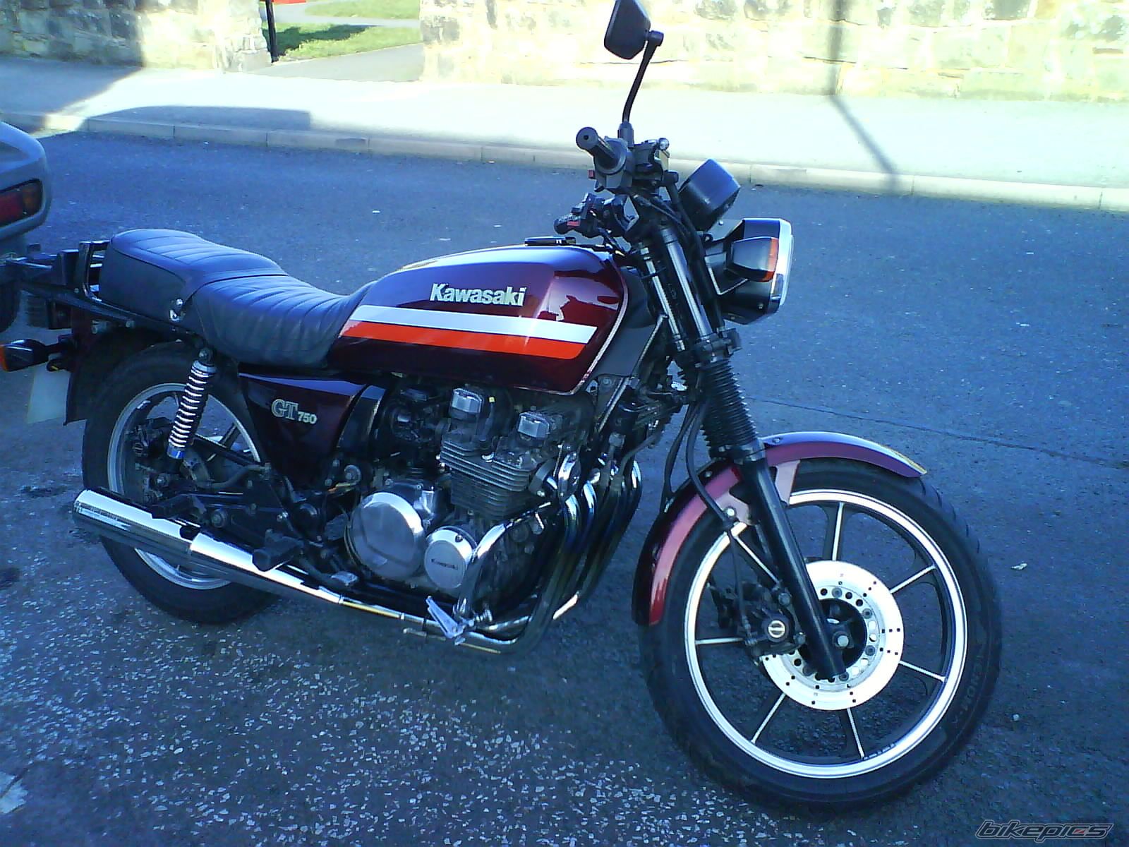 1988 KAWASAKI GT 750 | Picture 1287635 motorcycle photo