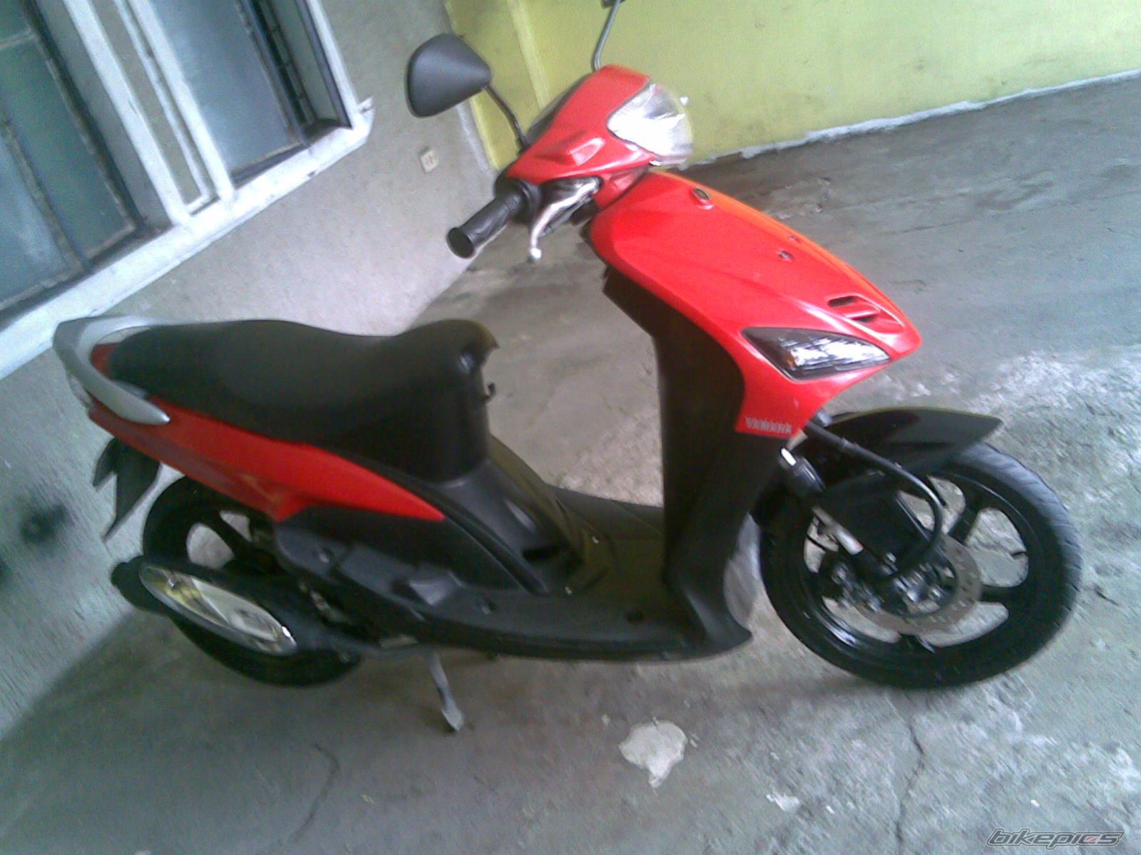 2004 YAMAHA MIO | Picture 1287952 motorcycle photo