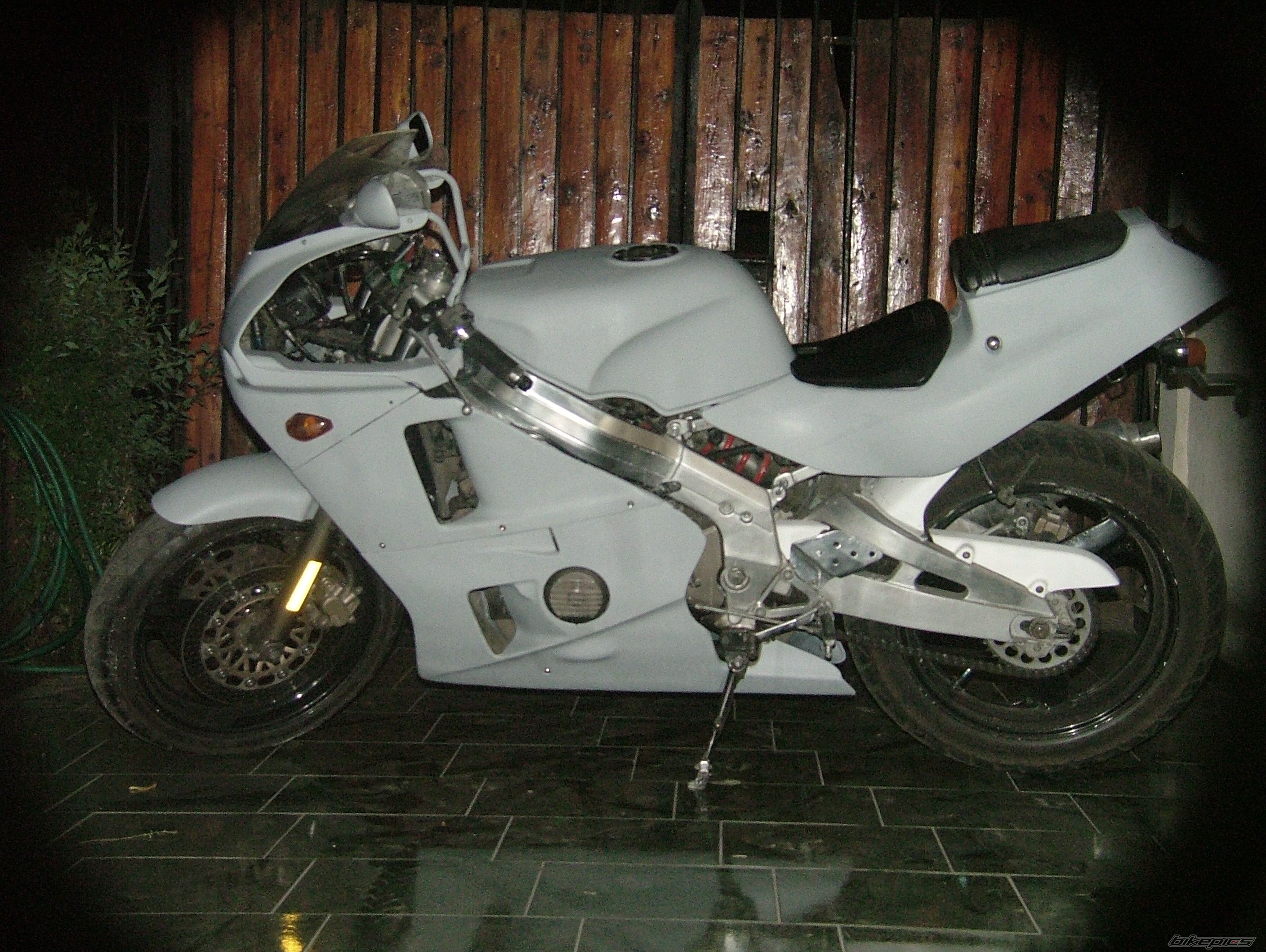 1989 HONDA CBR 400 | Picture 1288547 motorcycle photo