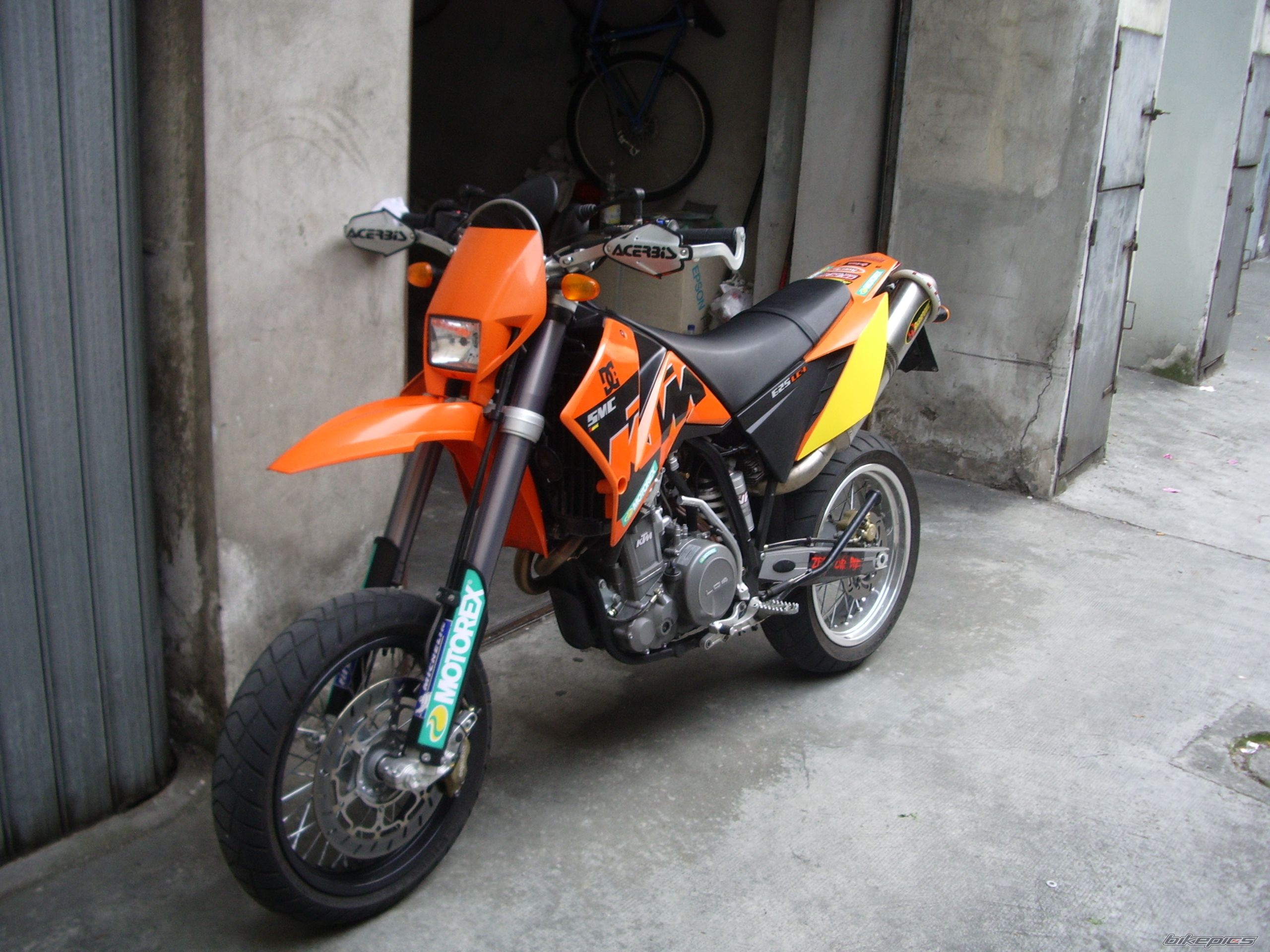 2007 KTM 625 SMC | Picture 1289871 motorcycle photo