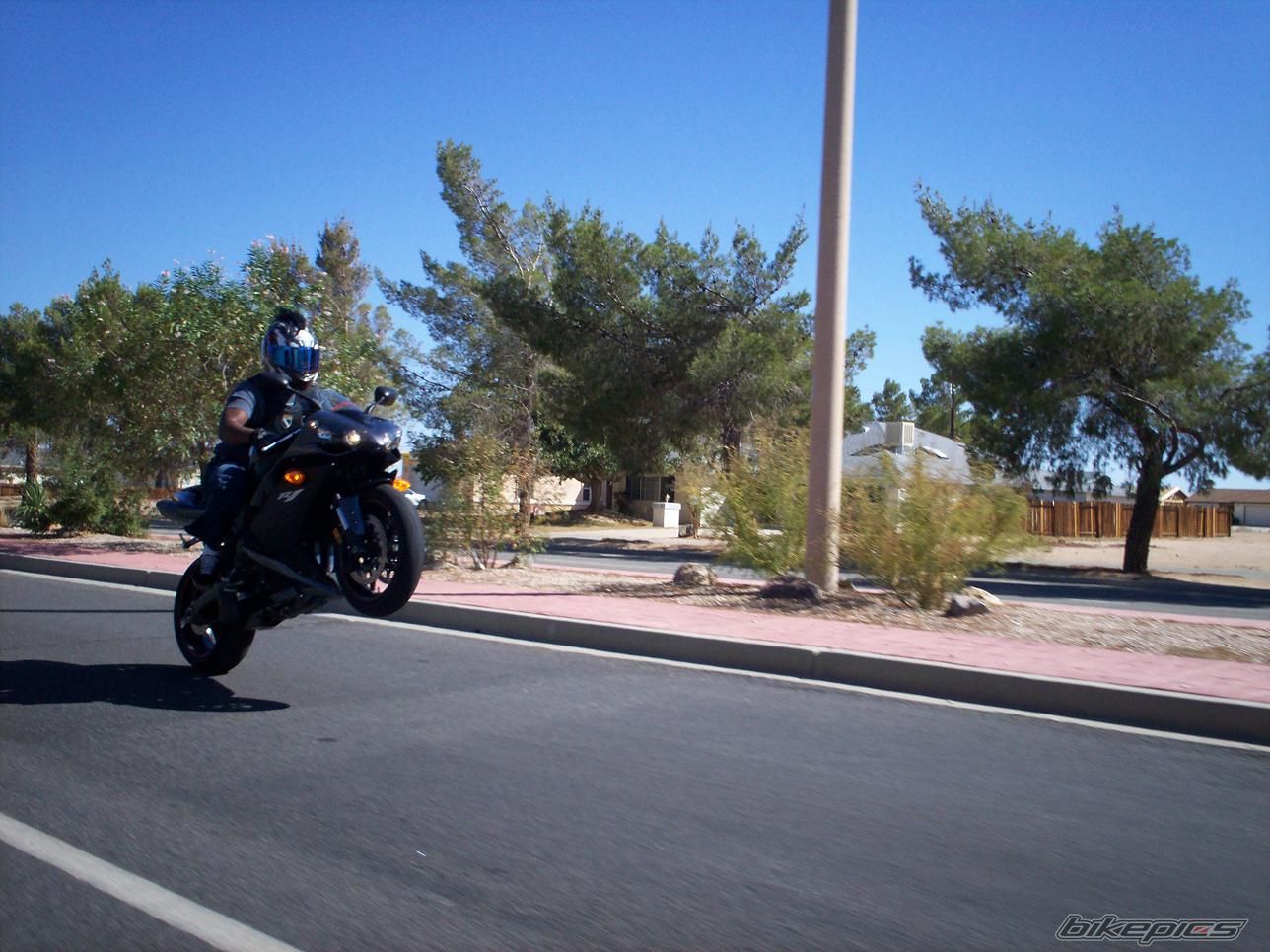 2007 YAMAHA YZF R1 | Picture 1290800 motorcycle photo