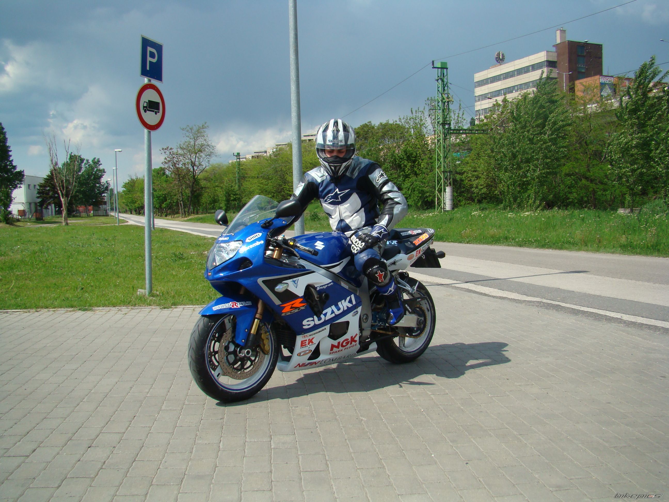 2002 SUZUKI GSX R 1000 | Picture 1291856 motorcycle photo
