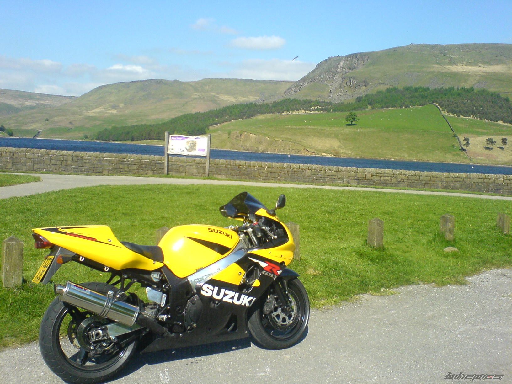 2001 SUZUKI GSX R 600 | Picture 1293106 motorcycle photo