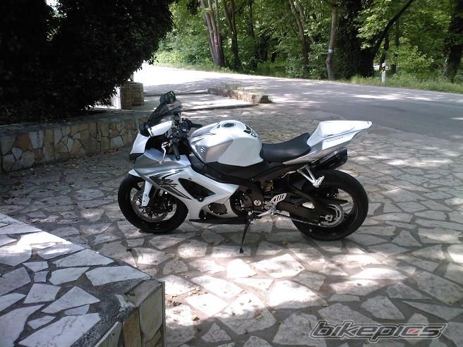 2008 SUZUKI GSX R 1000 | Picture 1293400 motorcycle photo