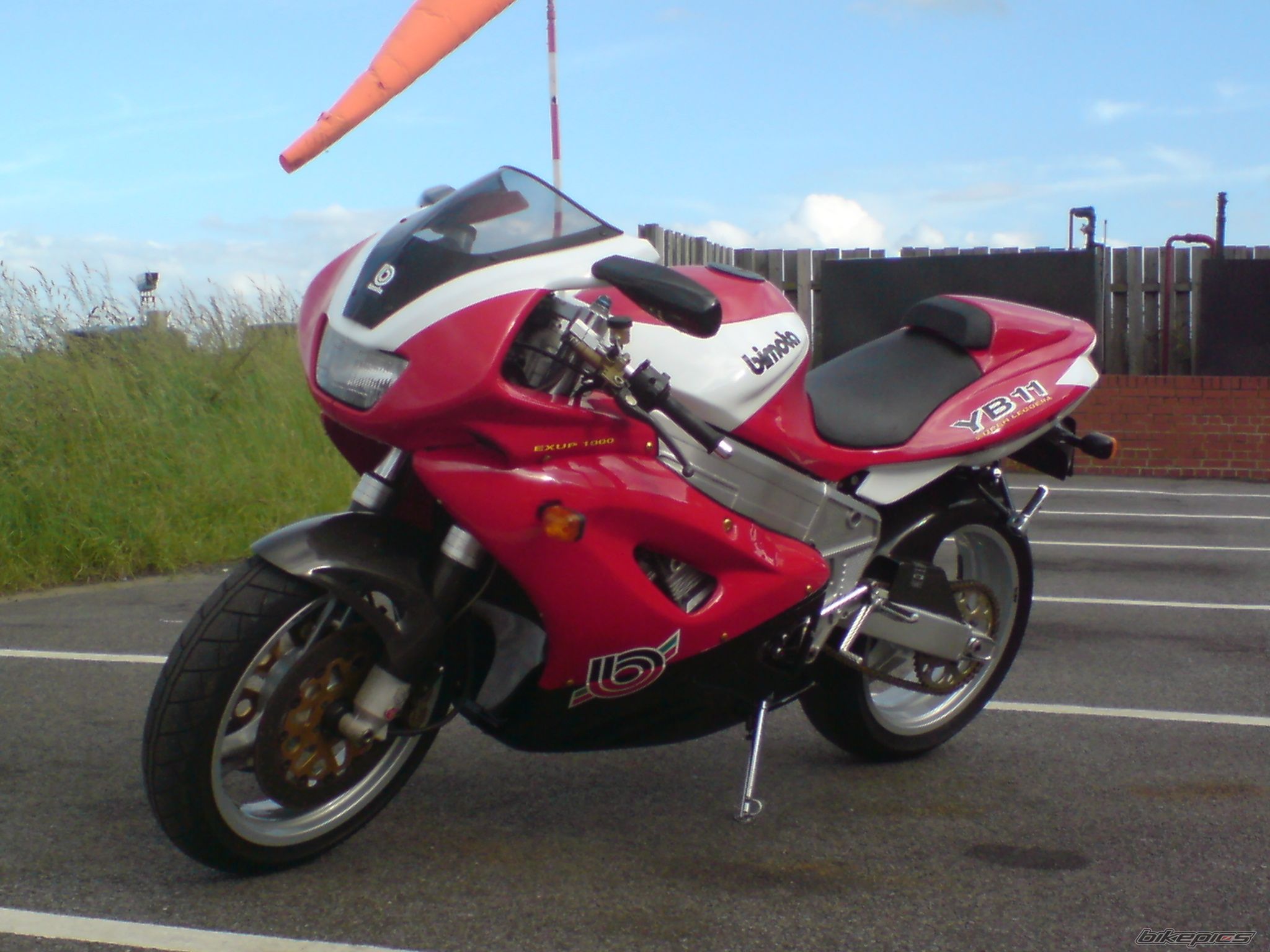 1996 BIMOTA YB11 | Picture 1294635 motorcycle photo