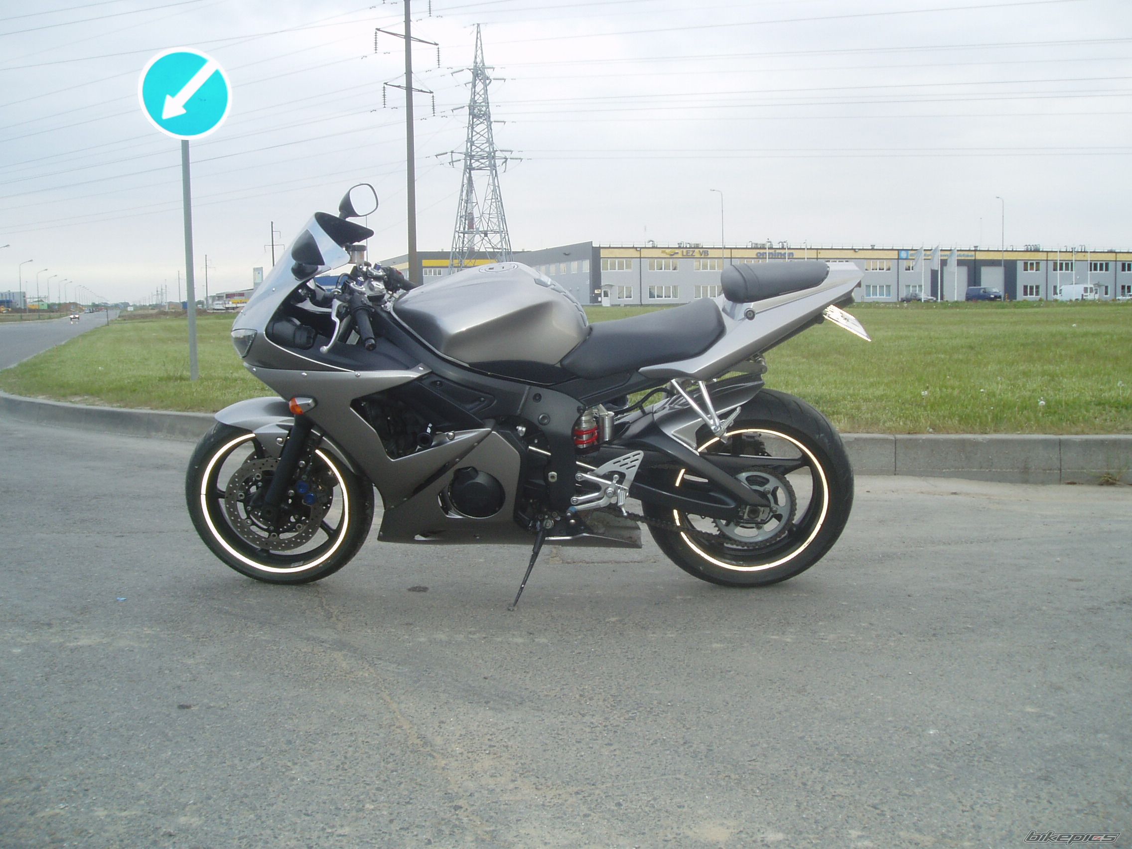 2003 YAMAHA YZF R6 | Picture 1295724 motorcycle photo