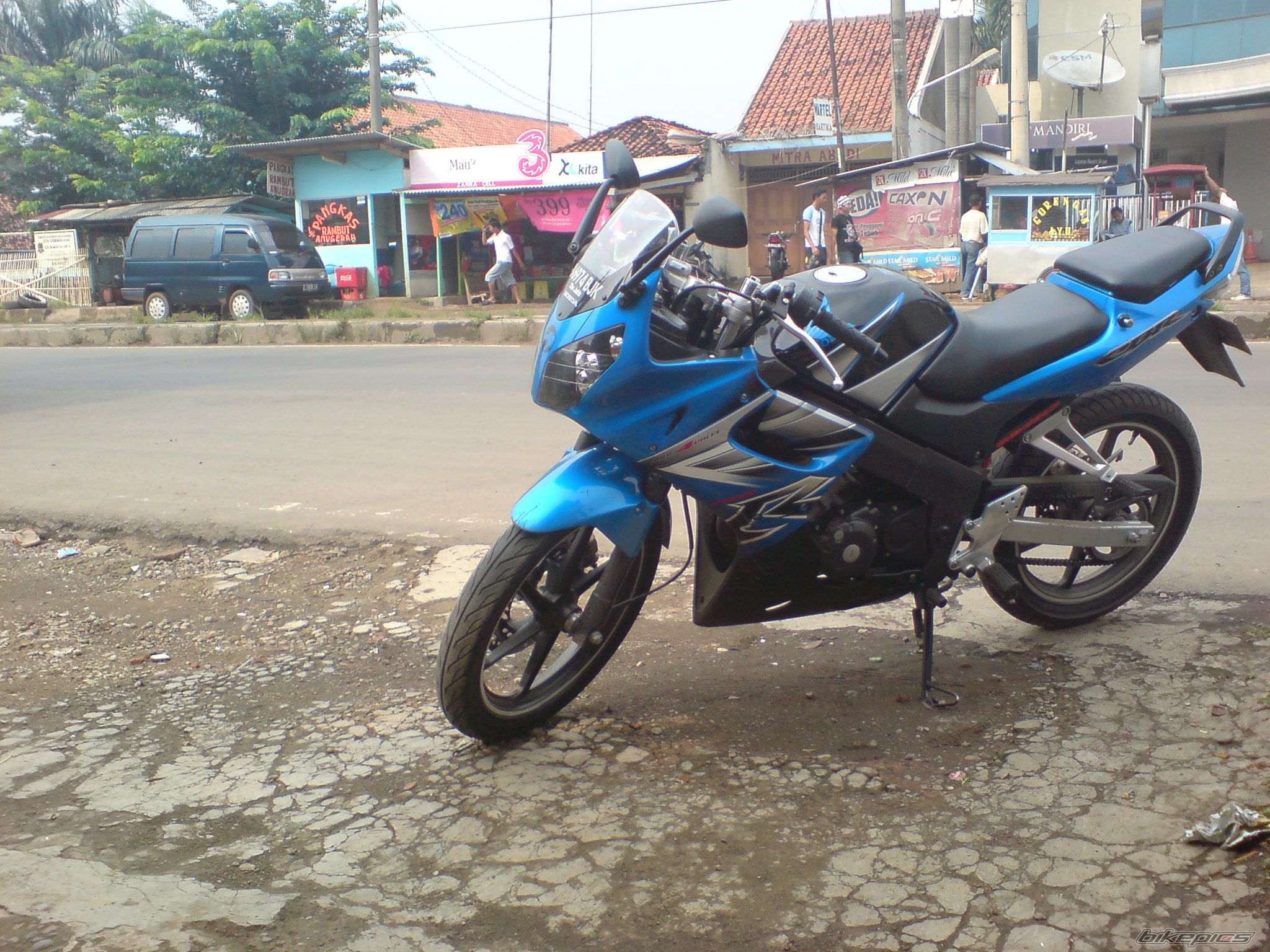 2006 HONDA CBR 150 | Picture 1296668 motorcycle photo