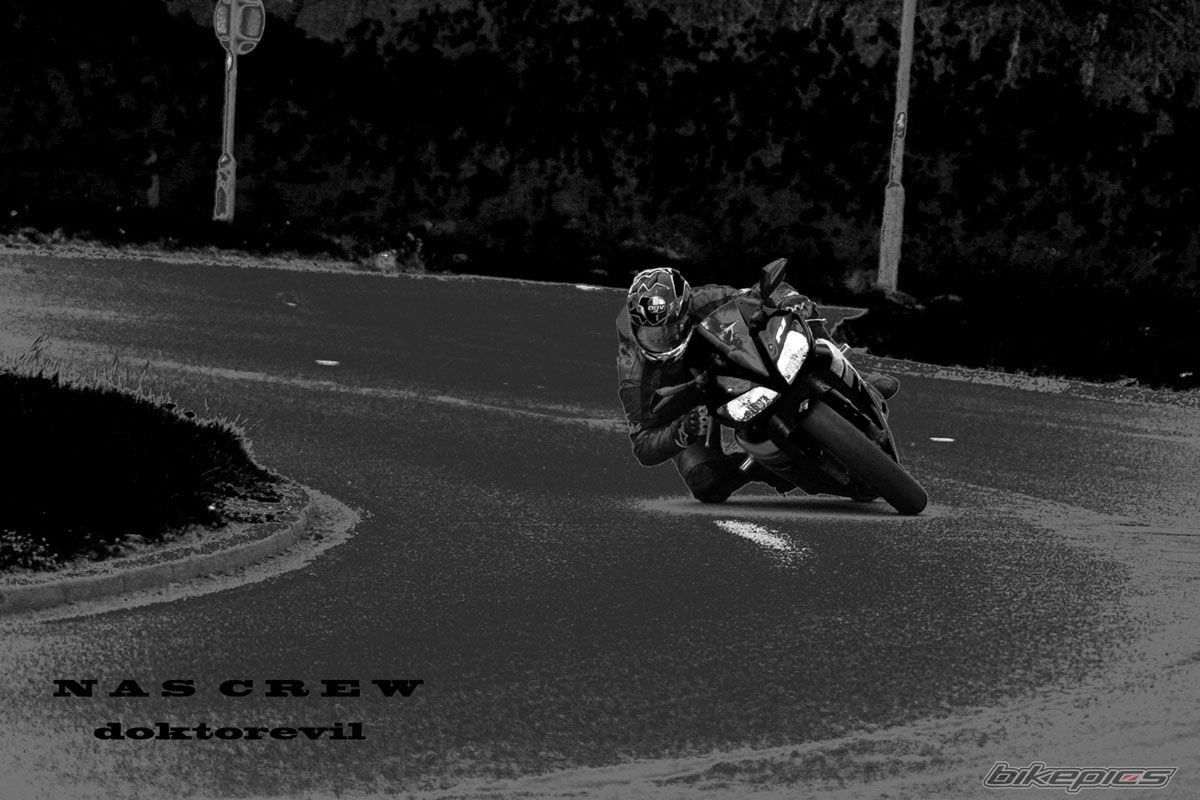 2002 YAMAHA YZF R1 | Picture 1297144 motorcycle photo