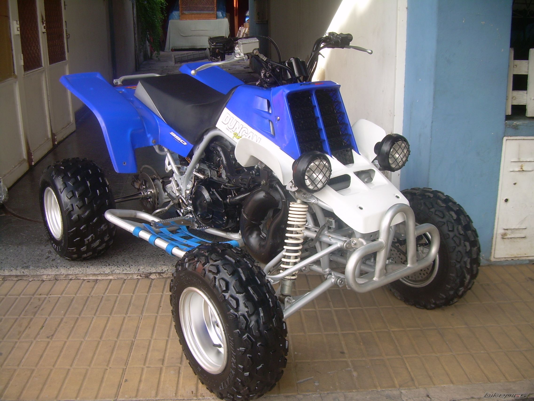 2004 YAMAHA BANSHEE | Picture 1297253 motorcycle photo