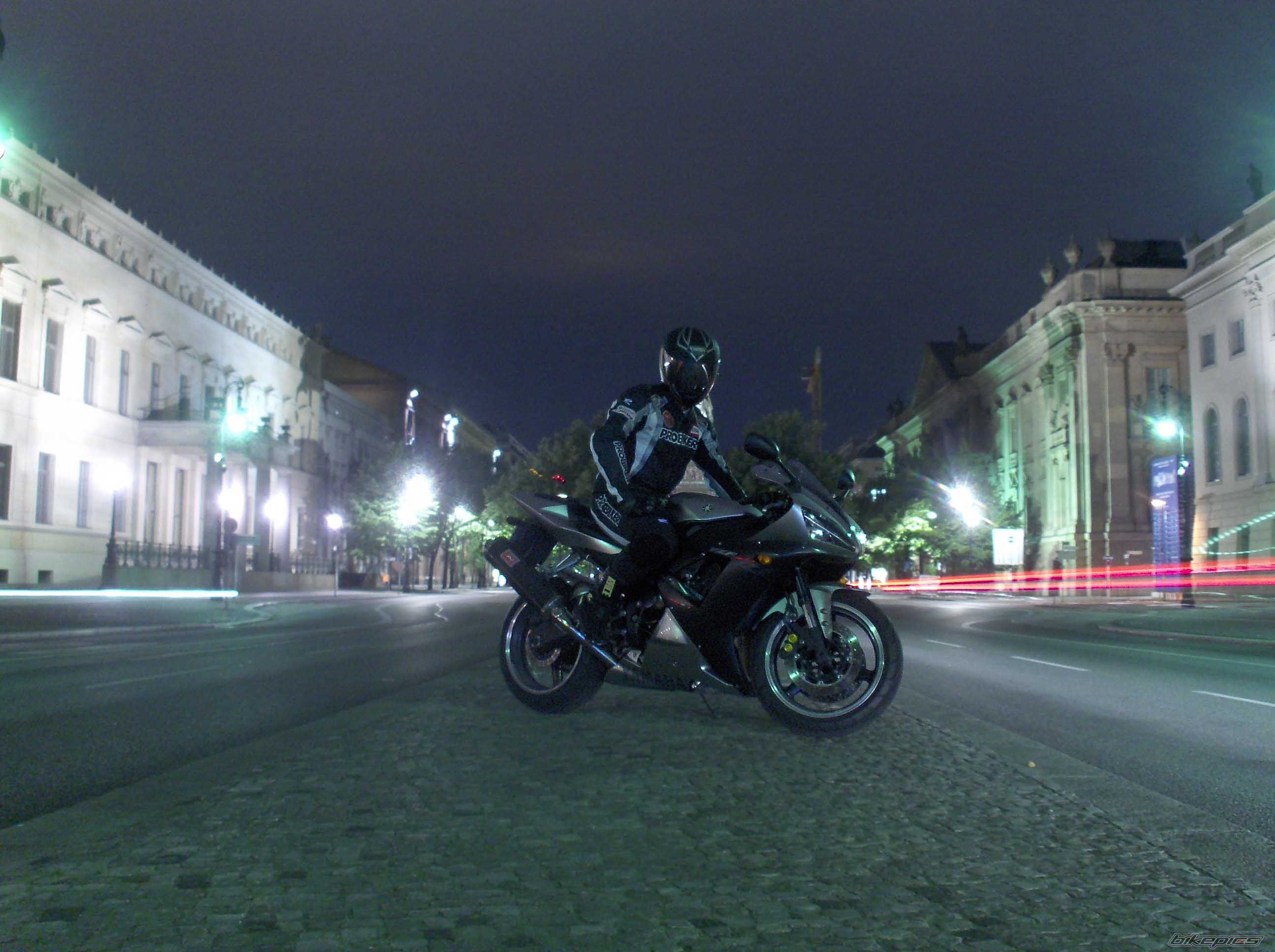 2002 YAMAHA YZF R1 | Picture 1297464 motorcycle photo