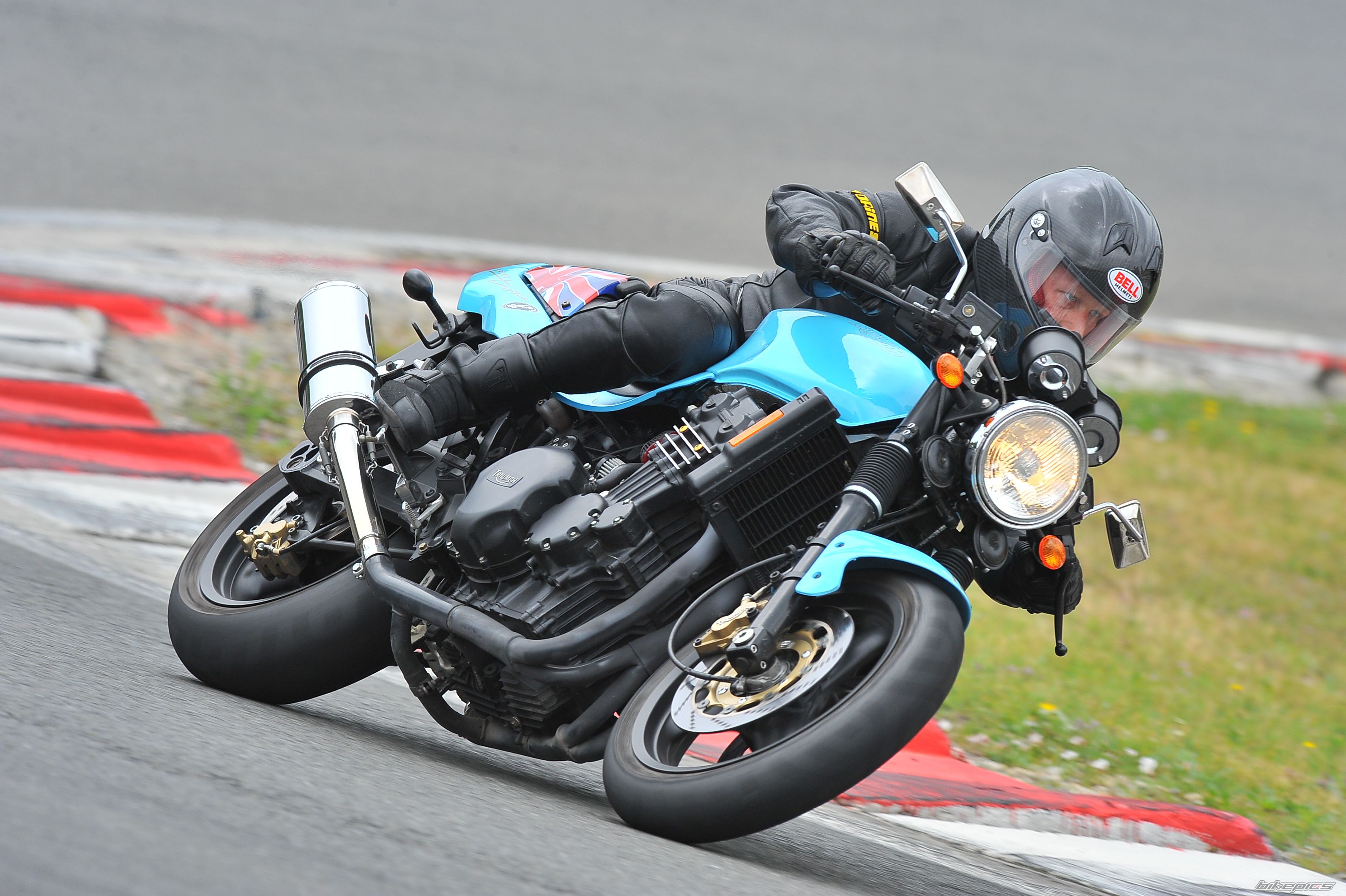 1996 TRIUMPH SPEED TRIPLE | Picture 1297753 motorcycle photo