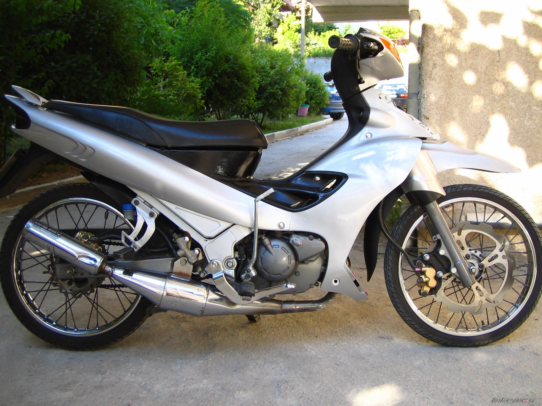 2004 YAMAHA Z 125 | Picture 1299492 motorcycle photo