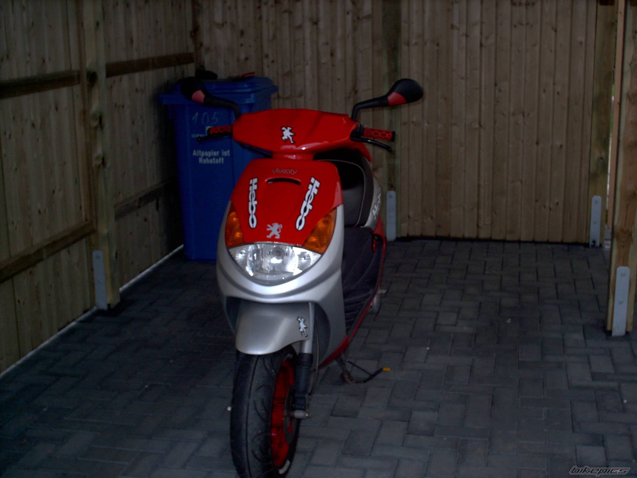 2000 PEUGEOT VIVACITY | Picture 130002 motorcycle photo