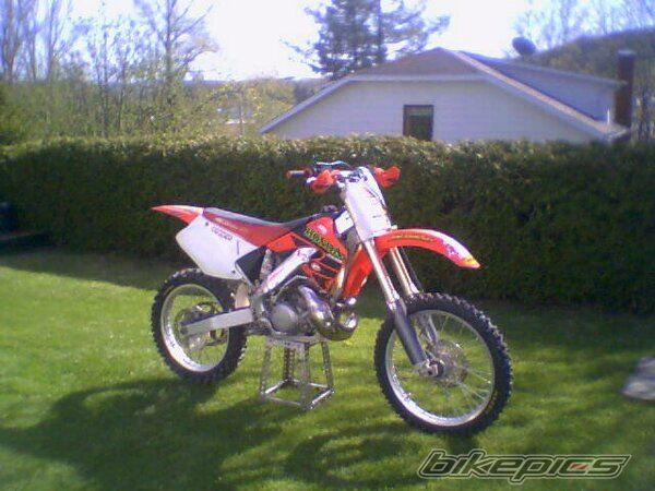 2001 HONDA CR 250 | Picture 1300967 motorcycle photo