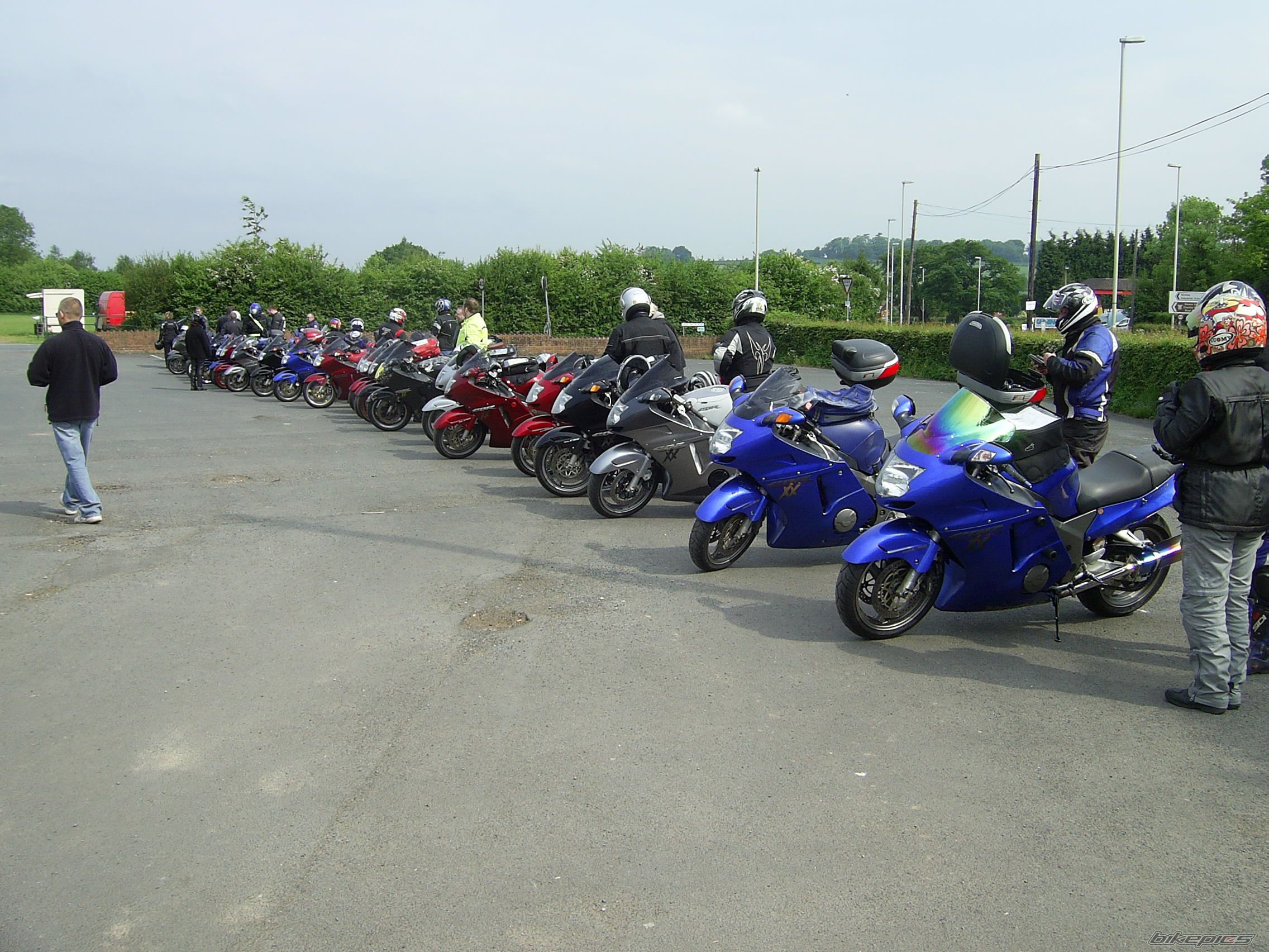 2002 HONDA CBR 1100 BLACKBIRD | Picture 1301236 motorcycle photo