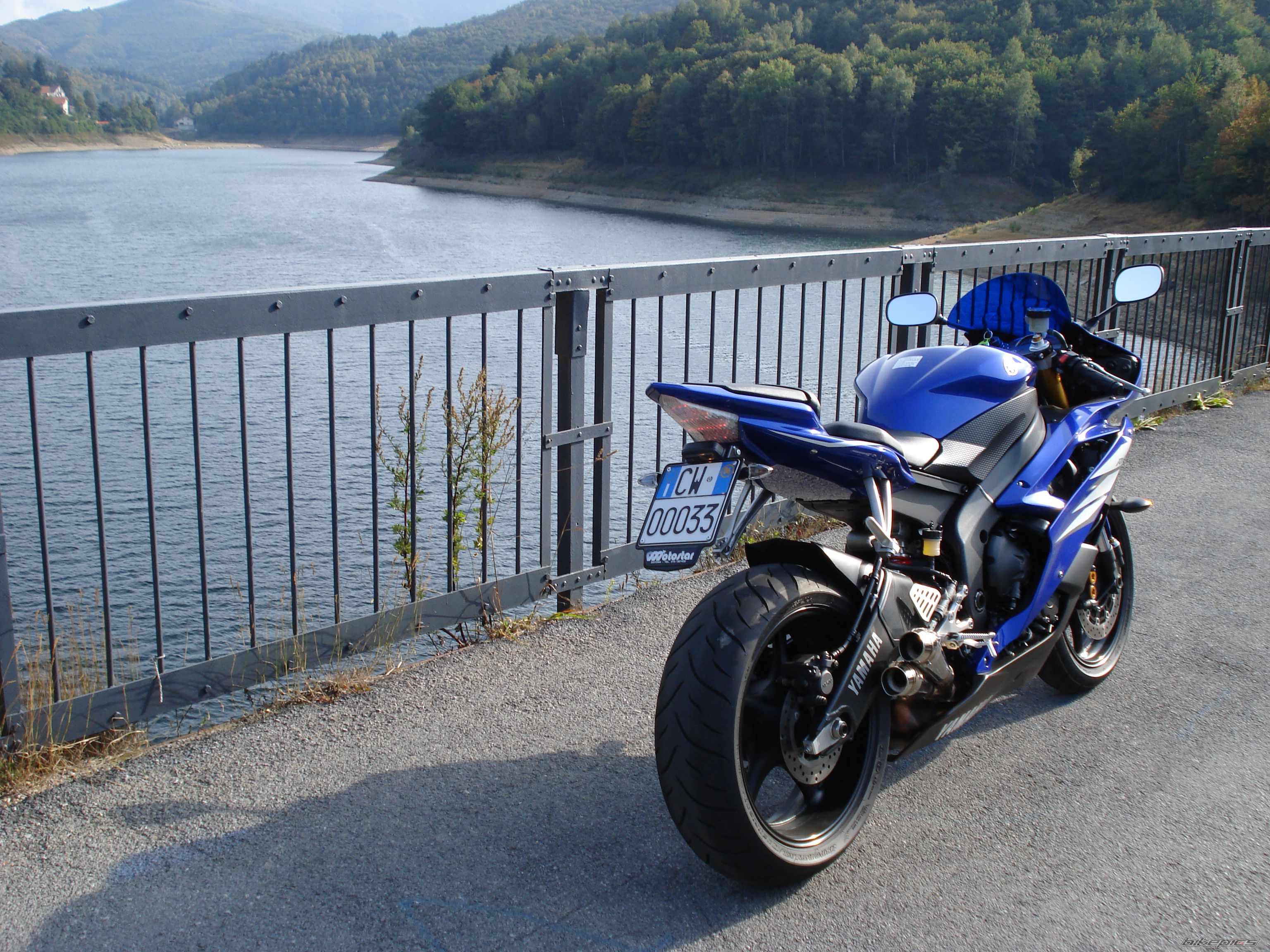 2006 YAMAHA YZF R6 | Picture 1301577 motorcycle photo