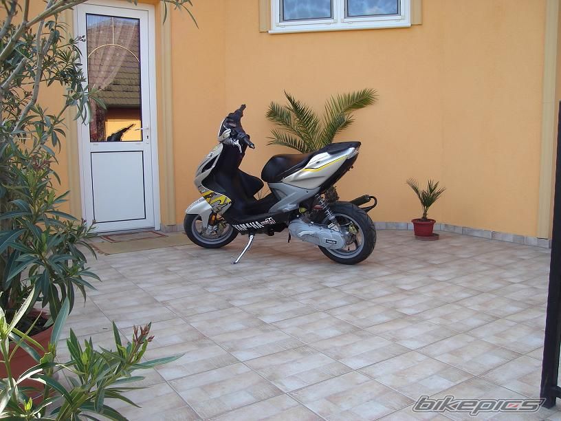 2002 YAMAHA AEROX 50 | Picture 1301687 motorcycle photo
