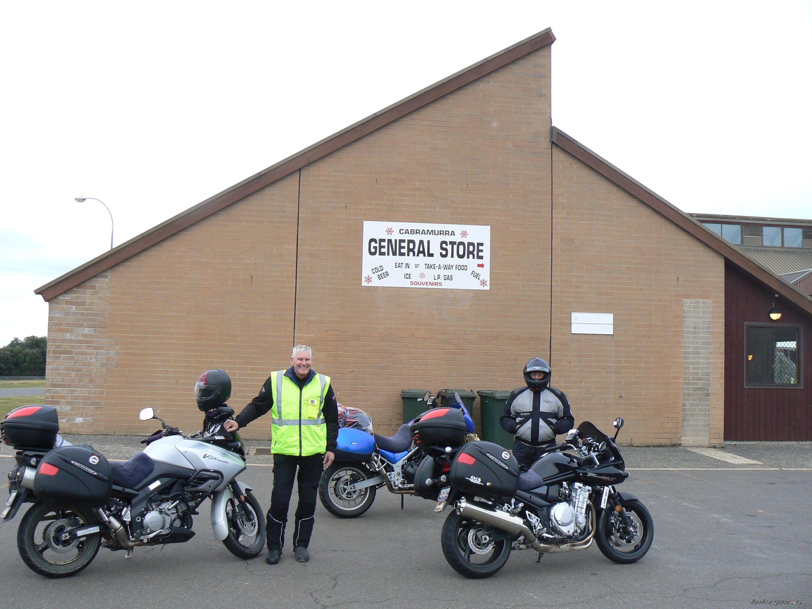 2007 SUZUKI BANDIT 1200S | Picture 1302356 motorcycle photo