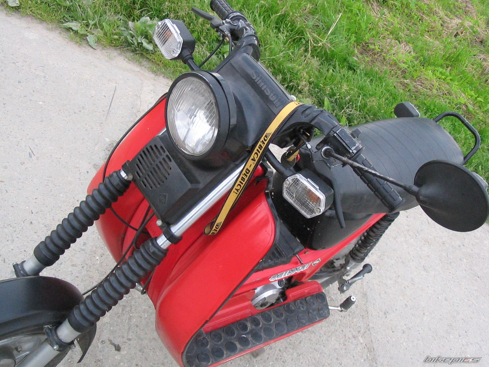 1990 SIMSON SR 50 | Picture 1302922 motorcycle photo