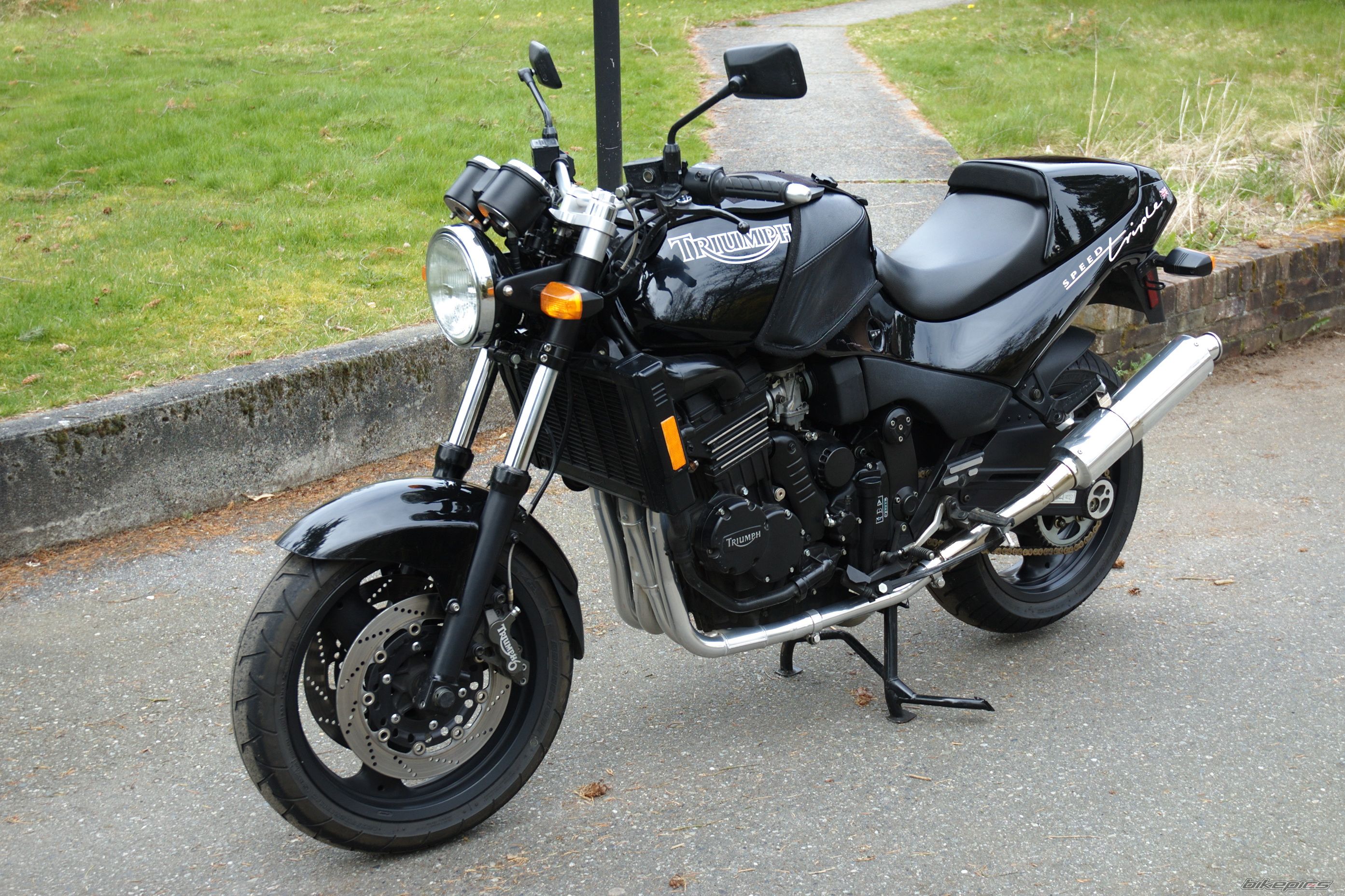 1995 TRIUMPH SPEED TRIPLE | Picture 1303558 motorcycle photo