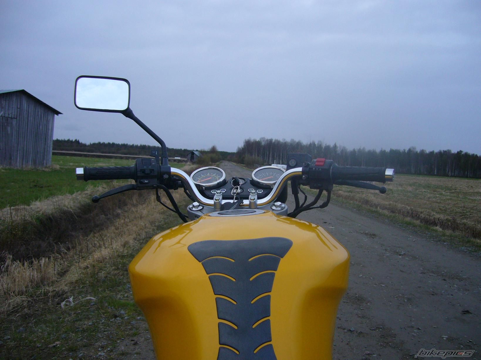 2004 HYOSUNG GT 125 COMET | Picture 1303793 motorcycle photo