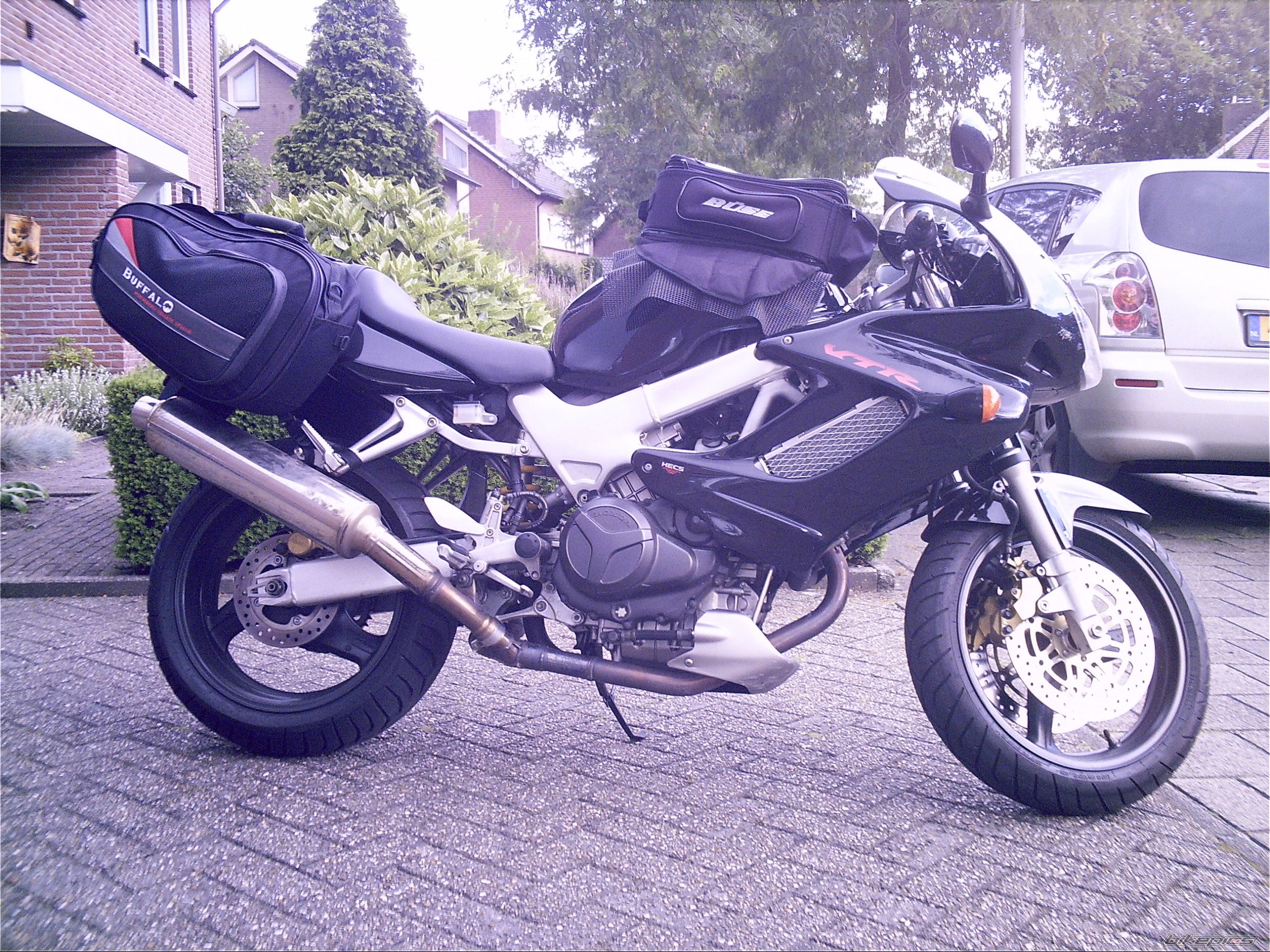 1997 HONDA VTR 1000 | Picture 1304523 motorcycle photo
