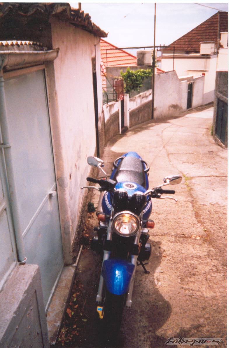 2000 KAWASAKI ZR 7 | Picture 130528 motorcycle photo