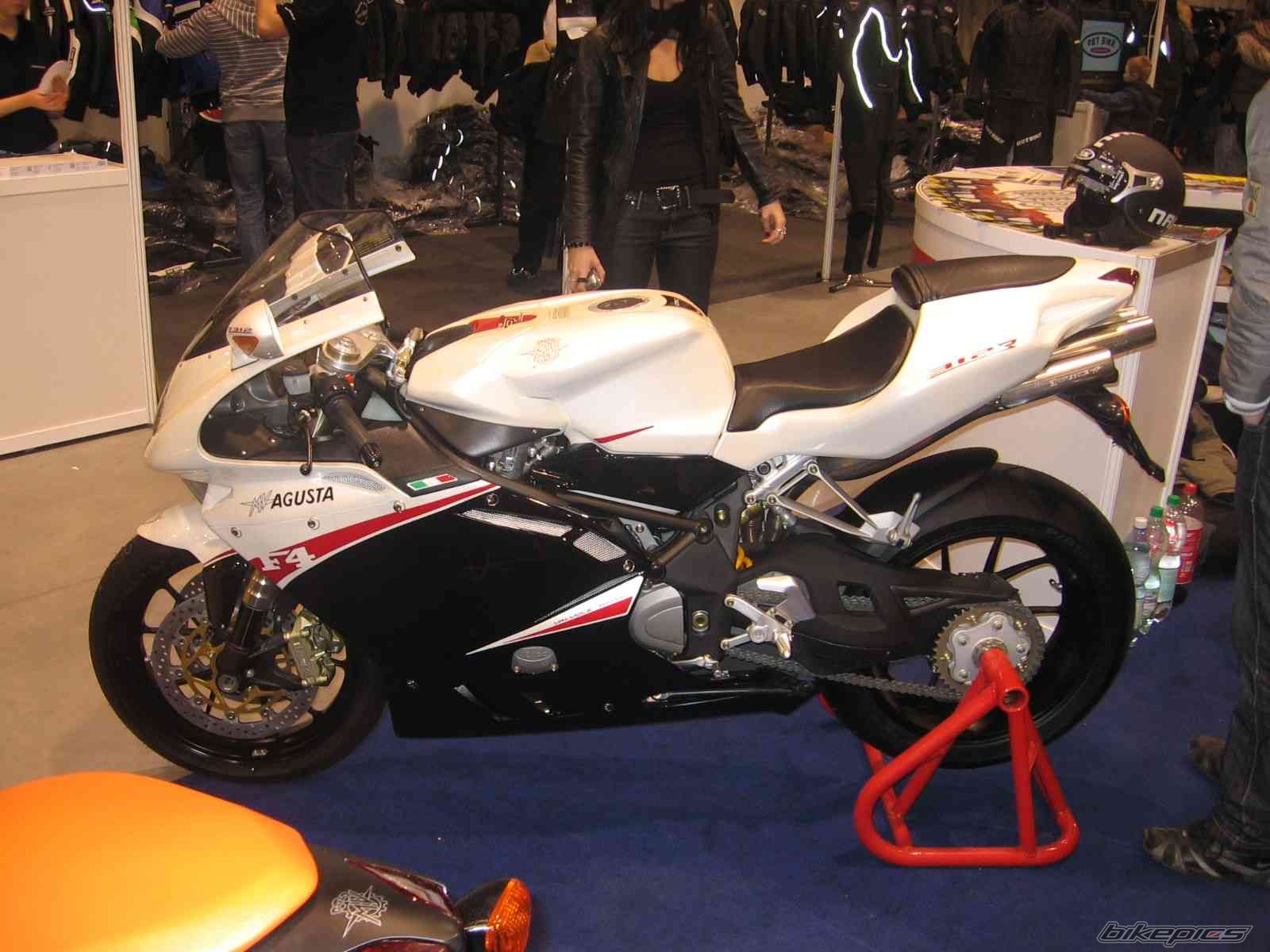    | Picture 1305798 motorcycle photo