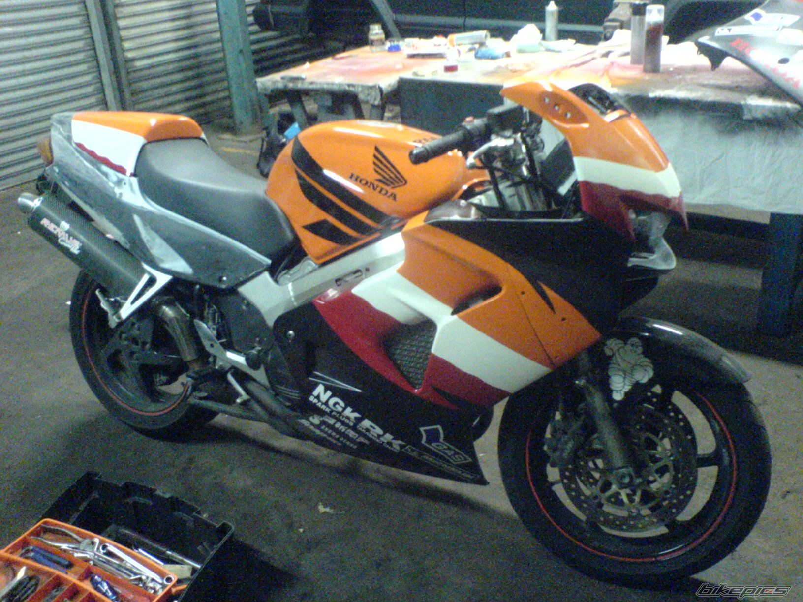 1998 HONDA VFR 800 | Picture 1308704 motorcycle photo