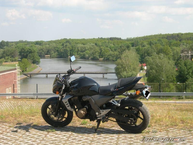 2004 KAWASAKI Z 750 | Picture 1309154 motorcycle photo
